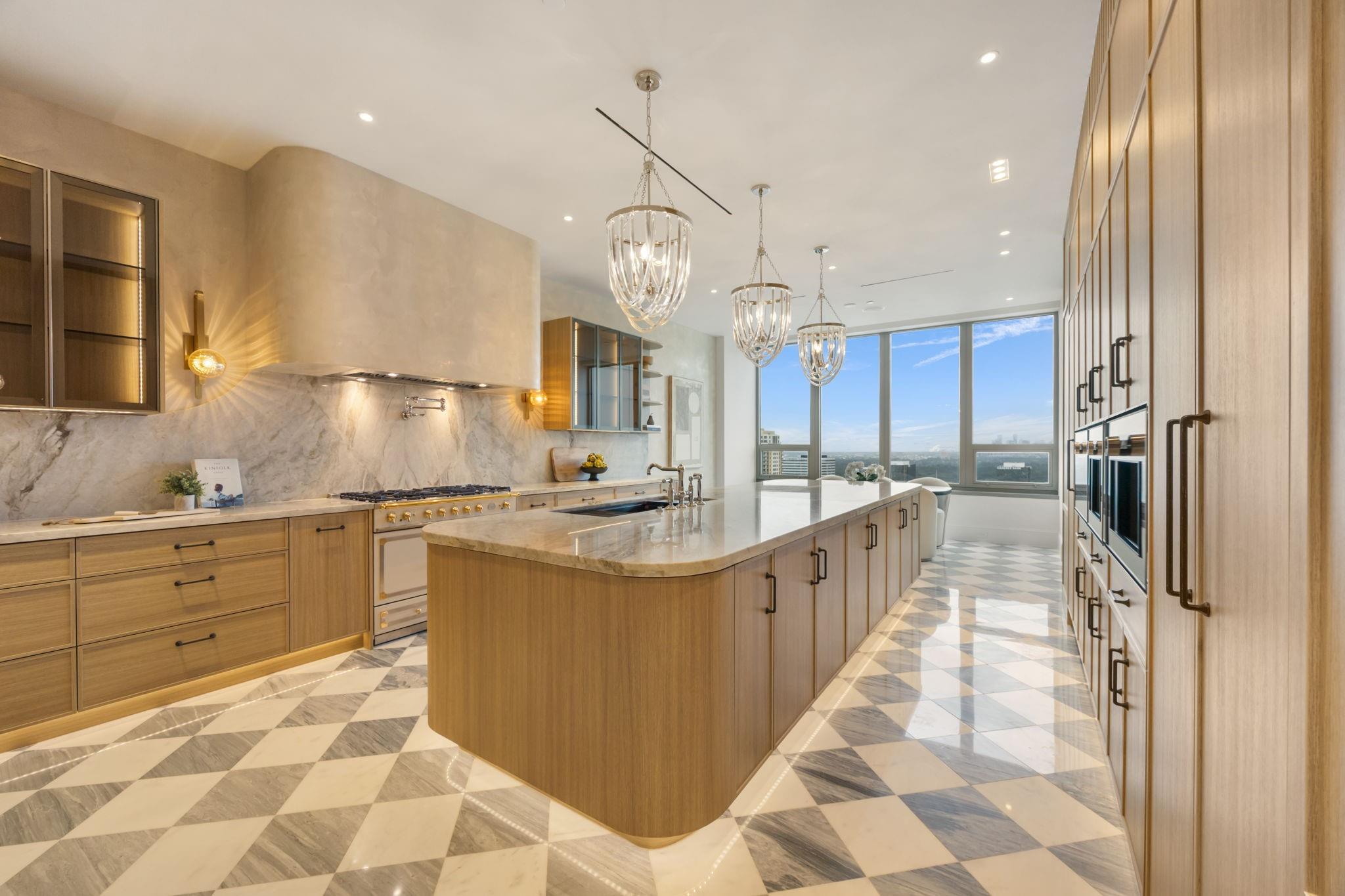 1275 S Post Oak Lane # 2502