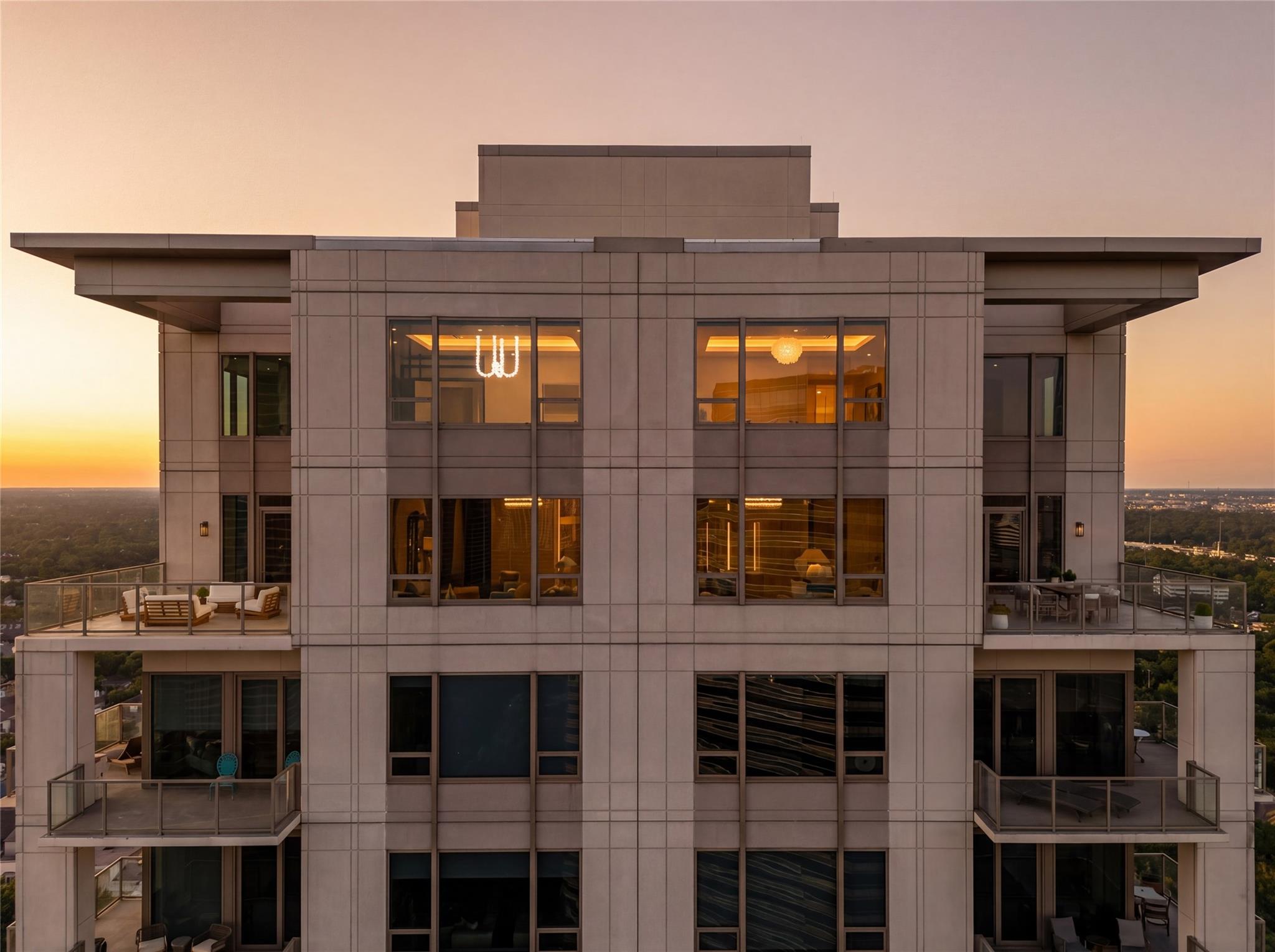 1275 S Post Oak Lane # 2502