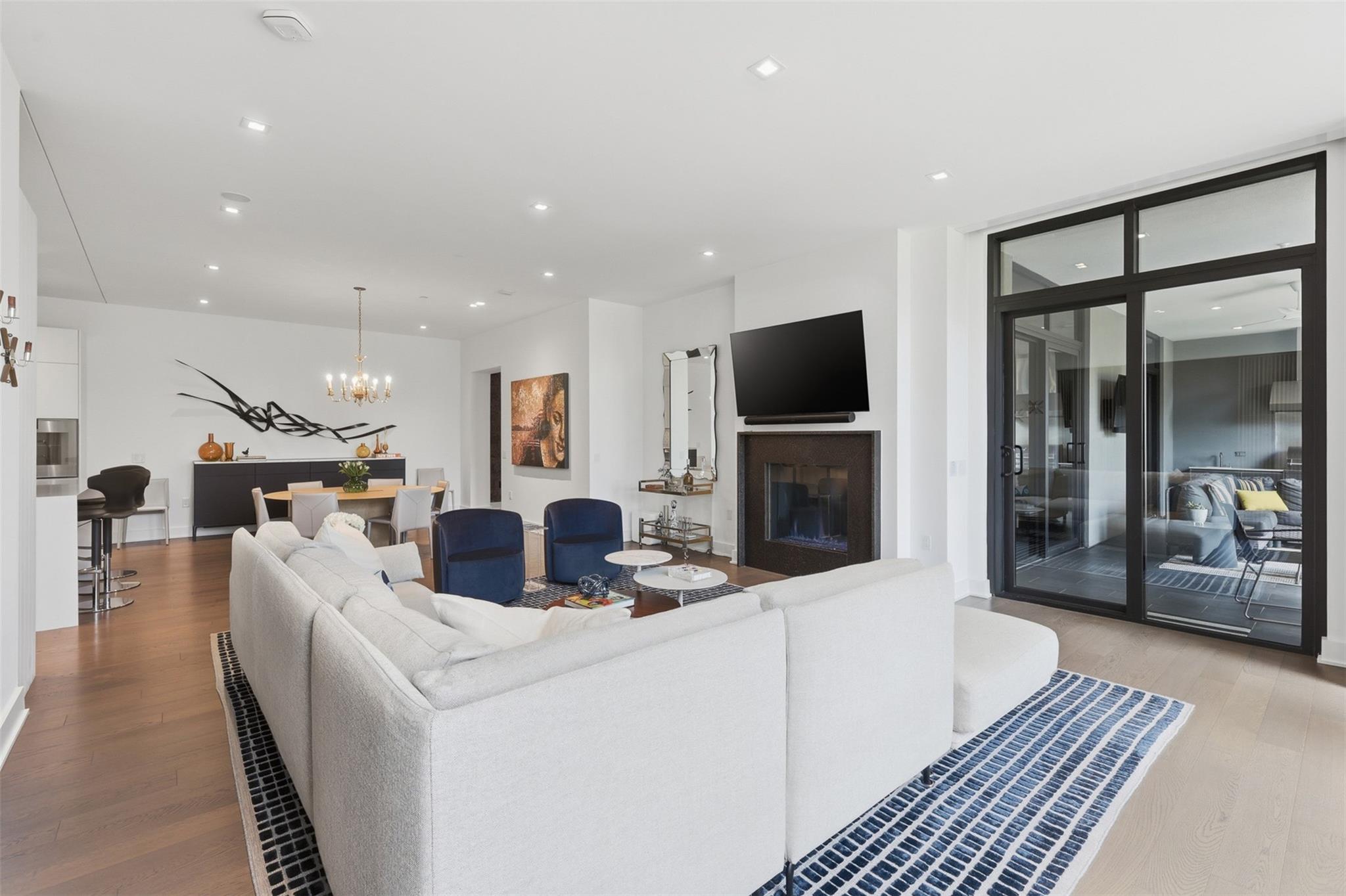 2710 Steel Street # 405