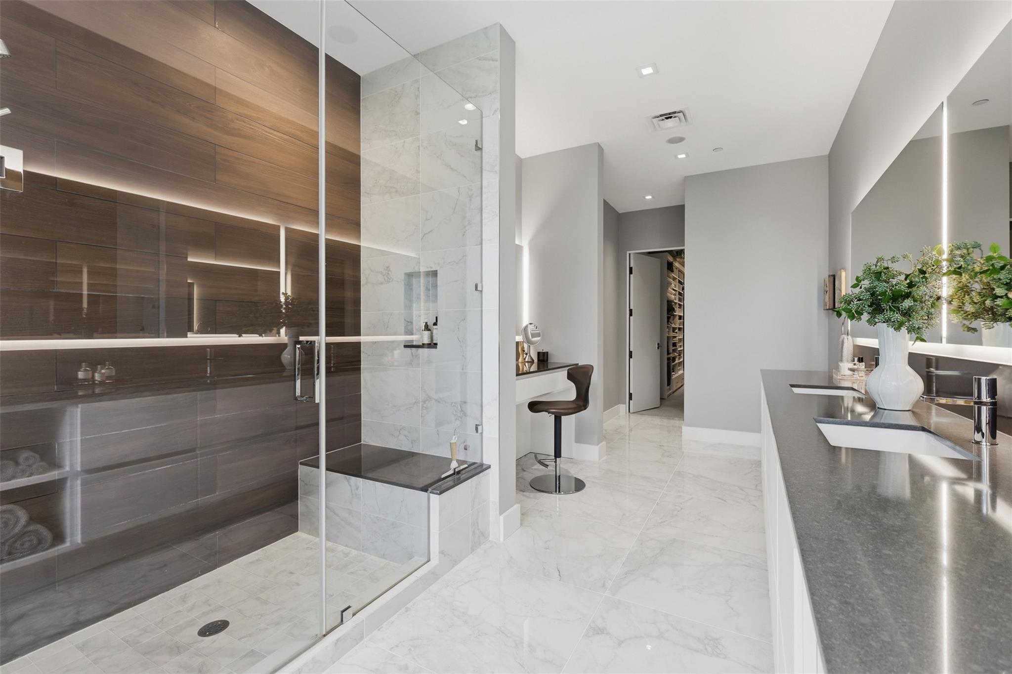 2710 Steel Street # 405