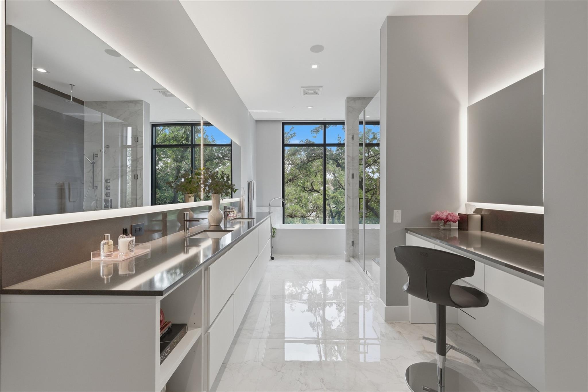 2710 Steel Street # 405