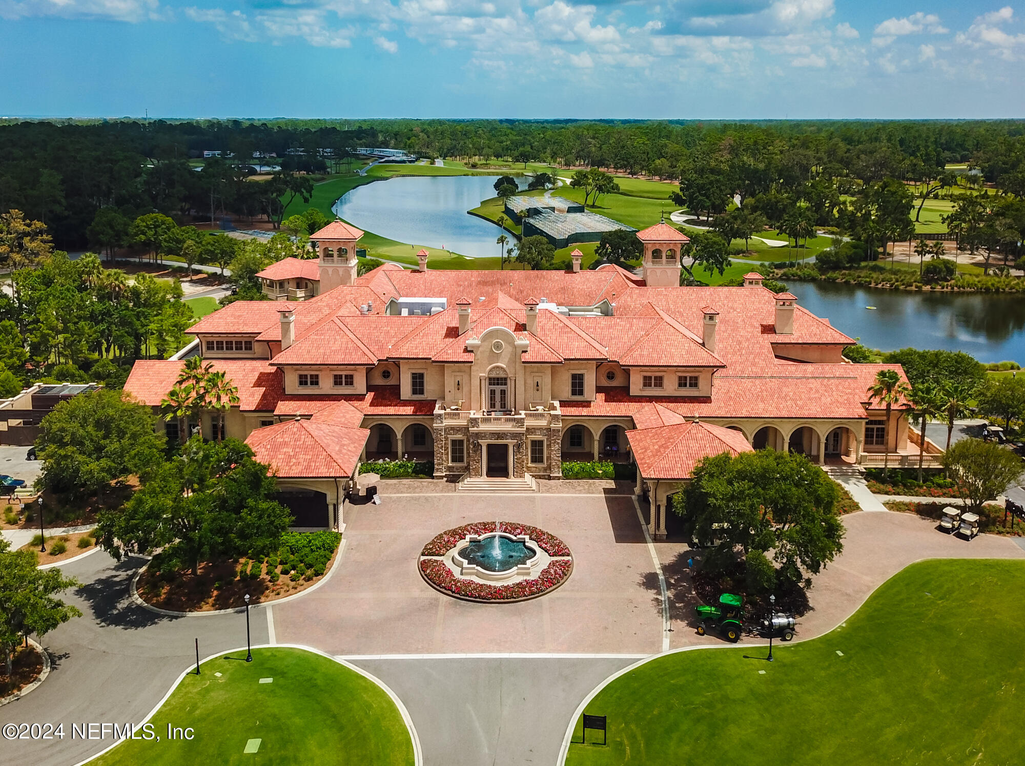 25 ARBOR CLUB Drive, 108