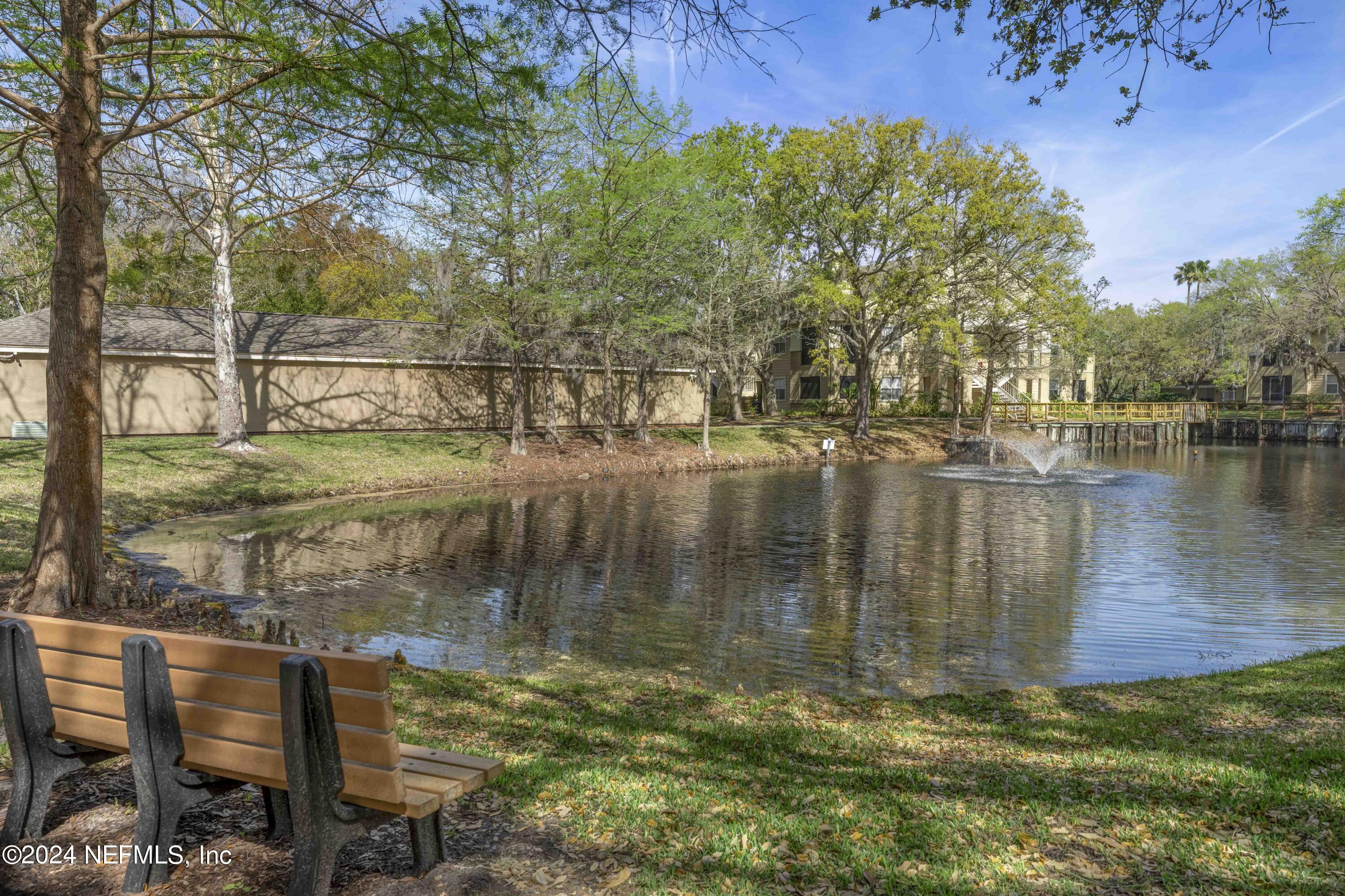 25 ARBOR CLUB Drive, 108