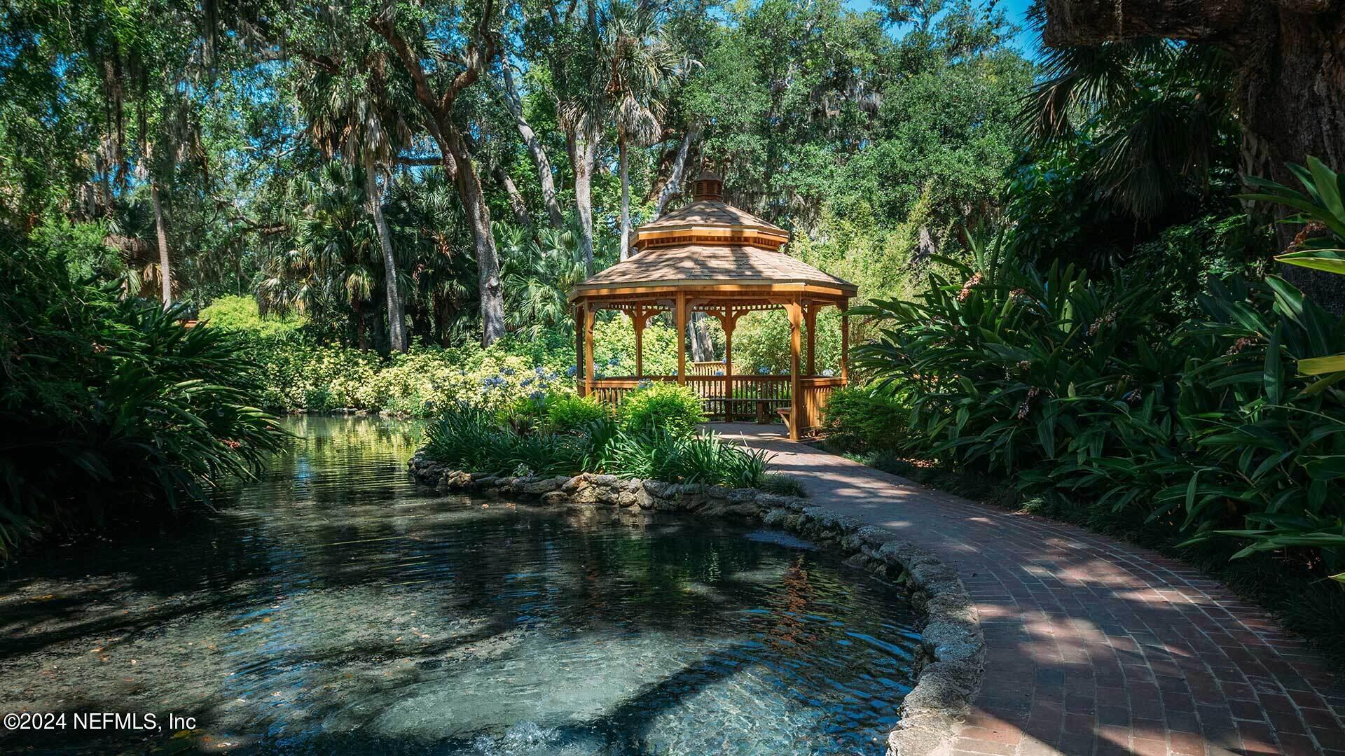 70 HULETT WOODS Road