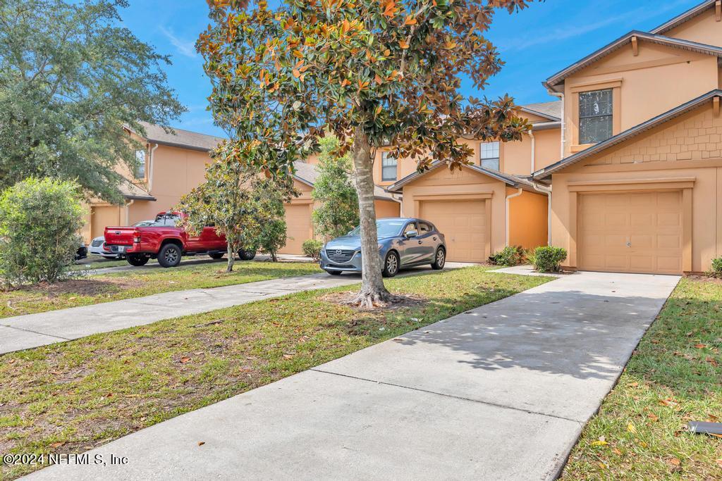 7761 HIGHCHAIR Lane