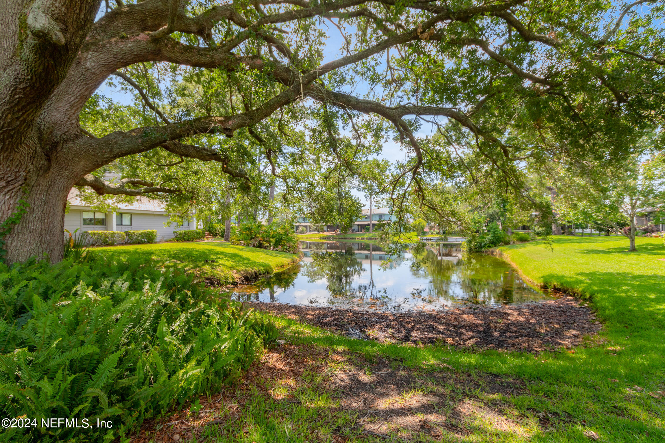 2071 SEA HAWK Circle