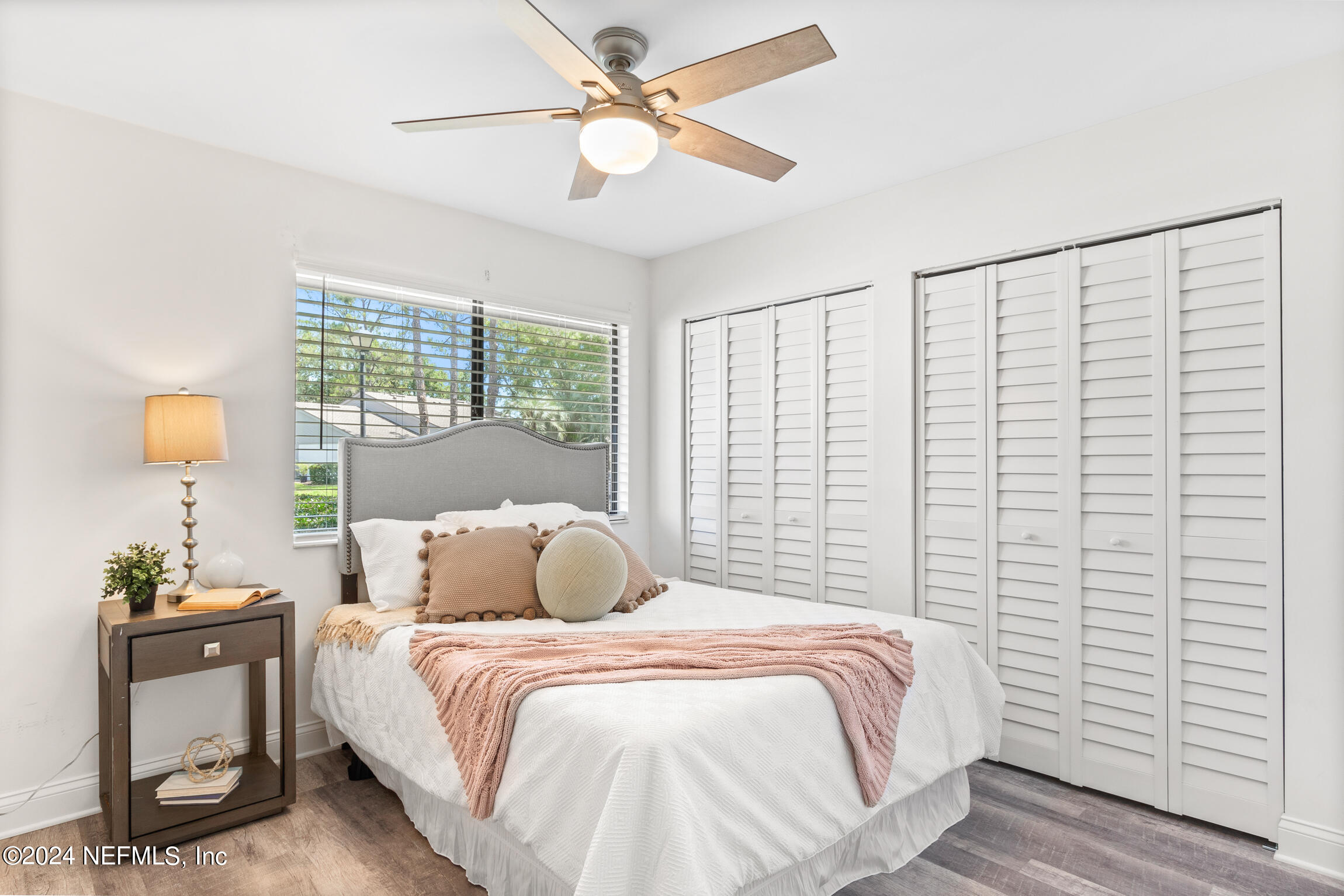 2071 SEA HAWK Circle