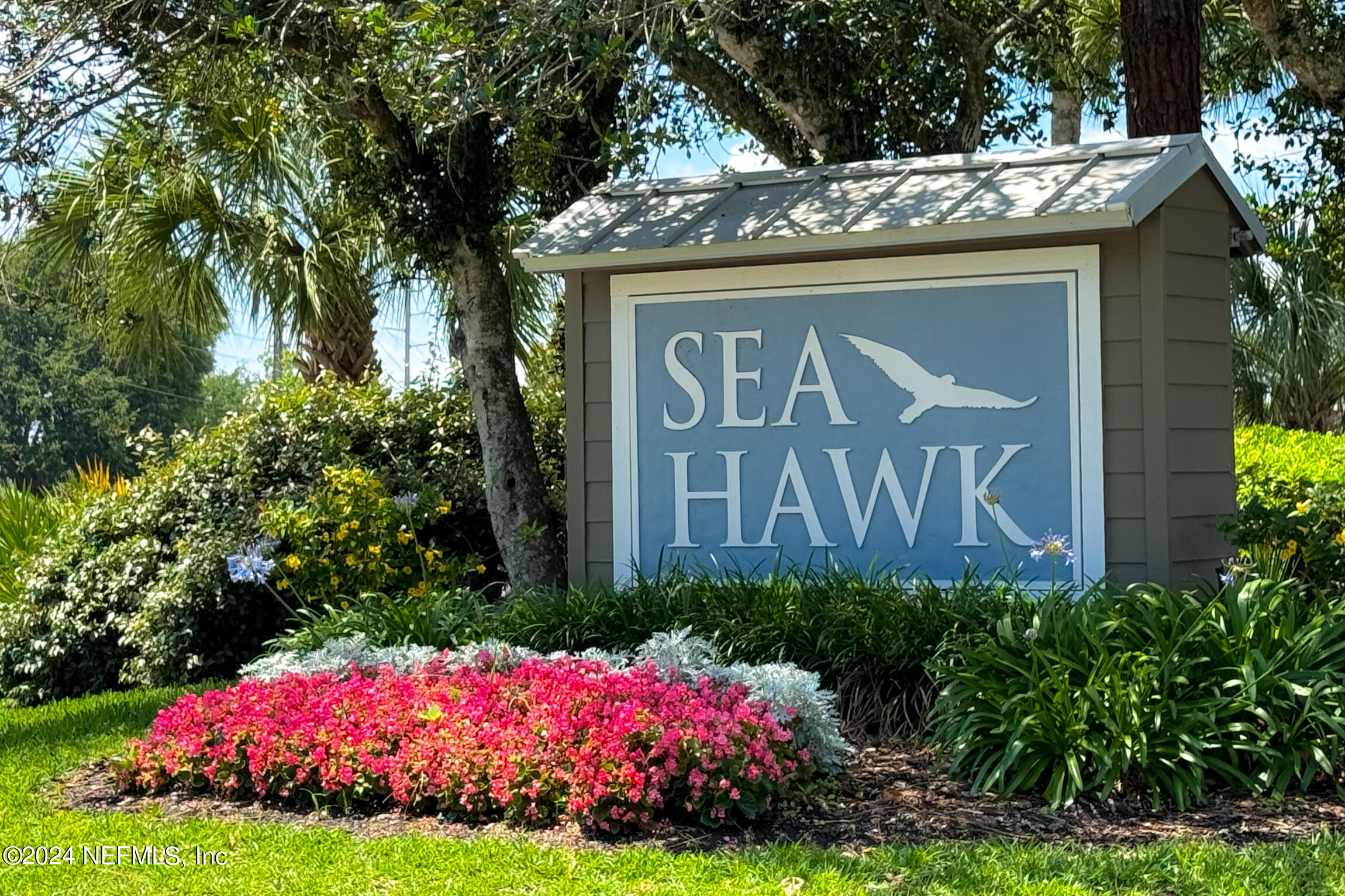 2071 SEA HAWK Circle