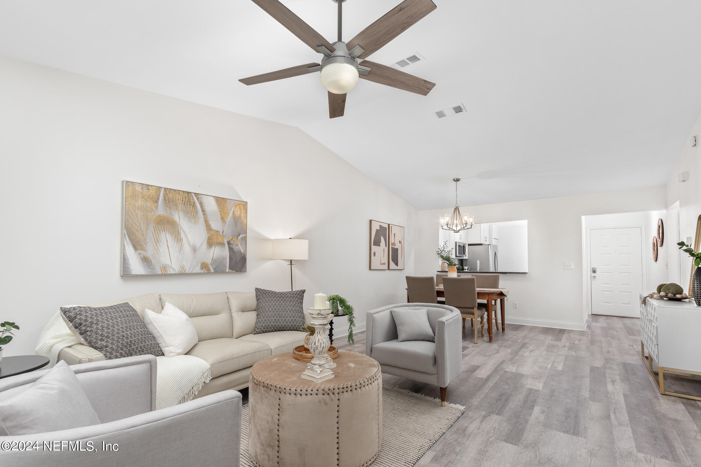 2071 SEA HAWK Circle