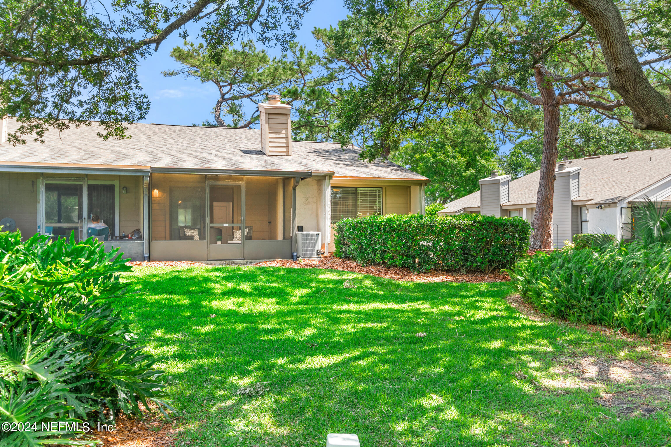 2071 SEA HAWK Circle
