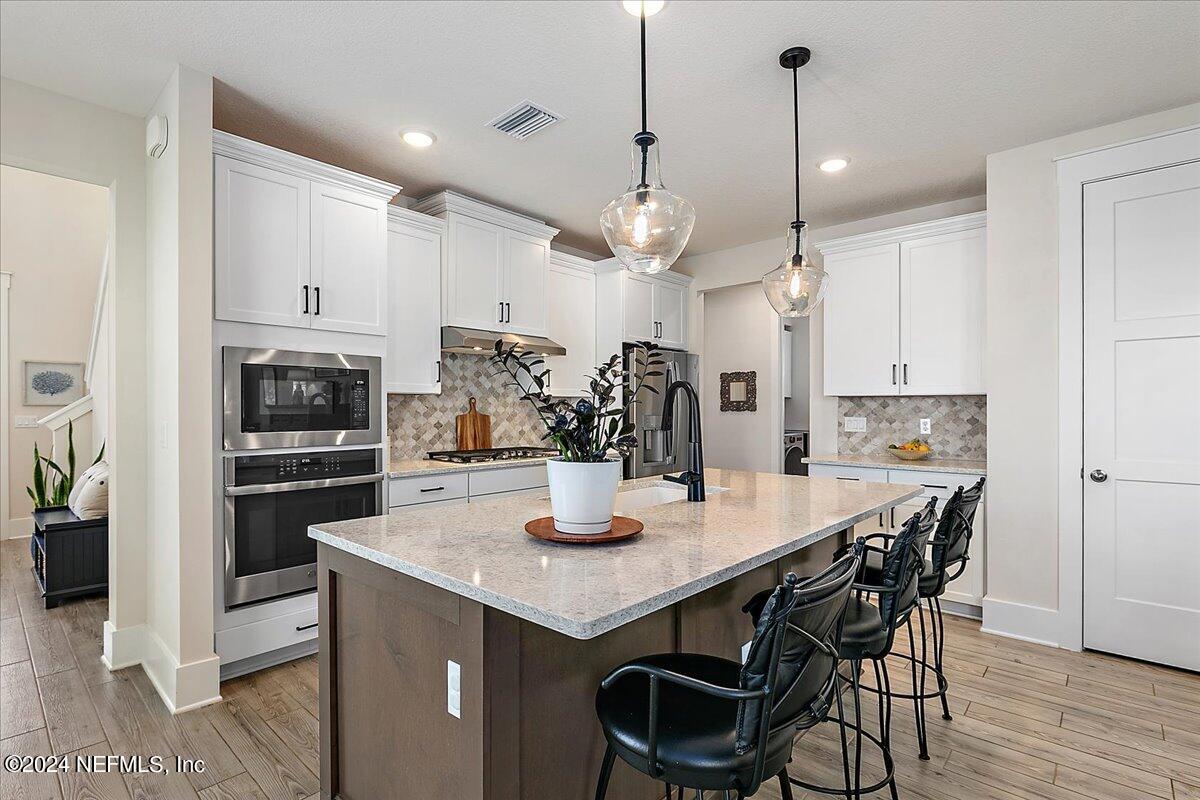 374 SETTLERS LANDING Drive