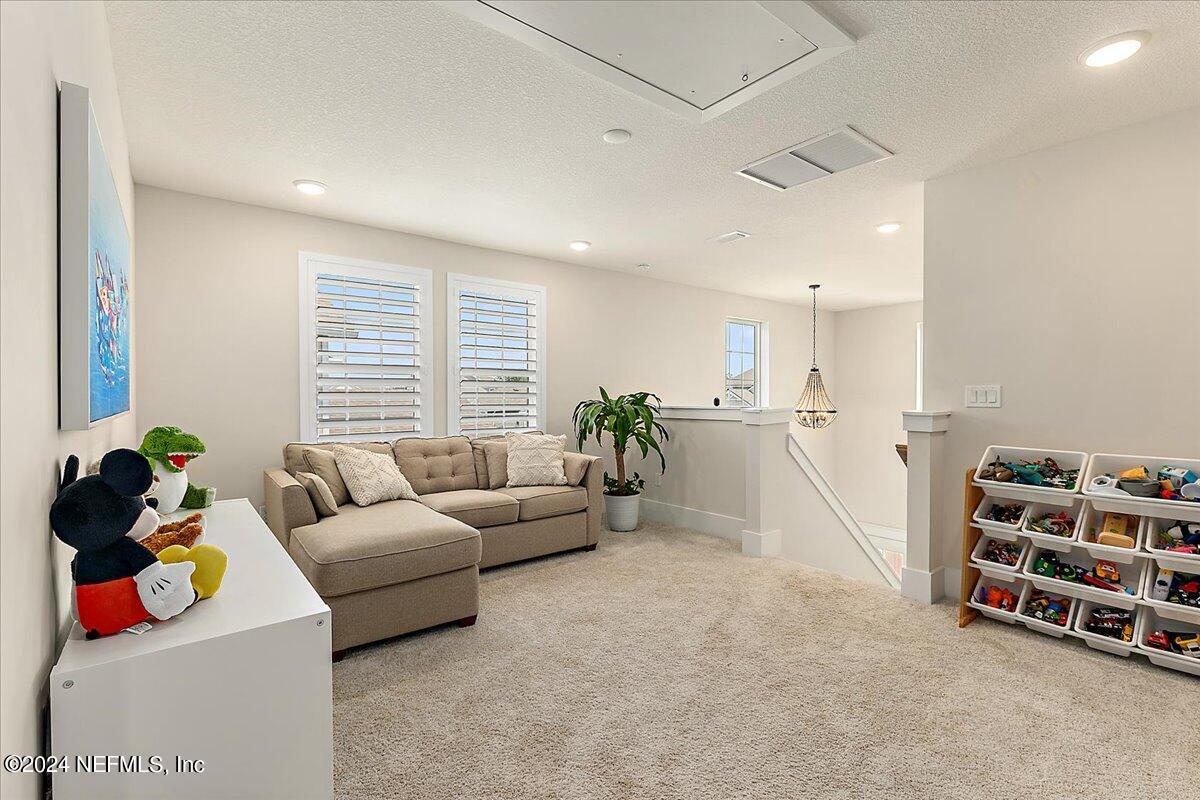 374 SETTLERS LANDING Drive