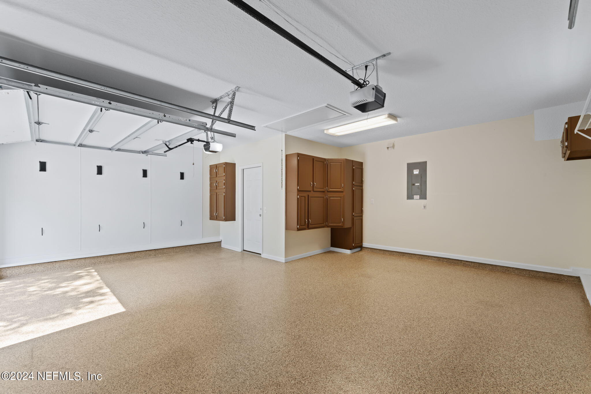 612 ALHAMBRA Court