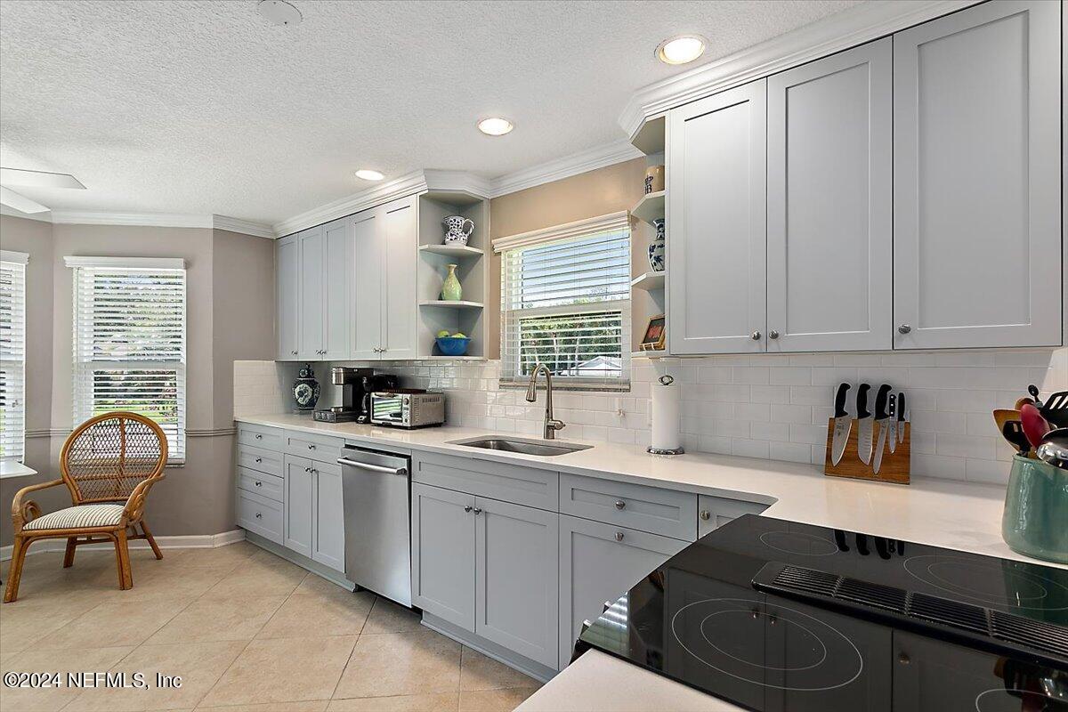 101 POSEIDON Lane