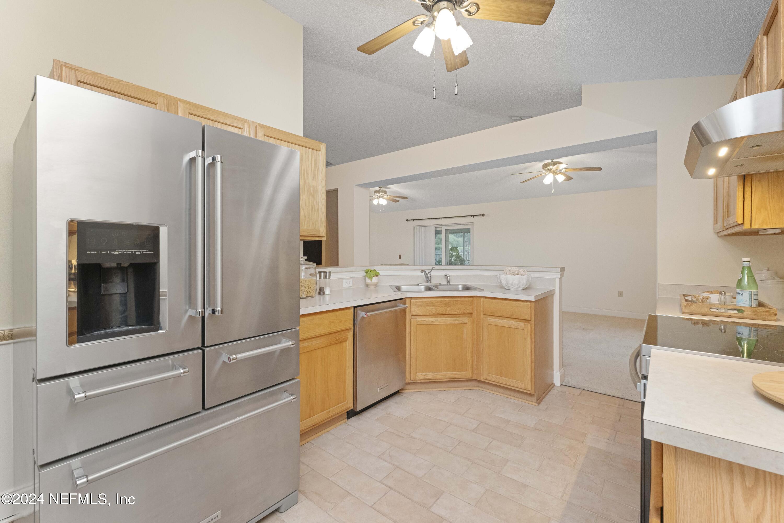 8826 SHINDLER CROSSING Drive