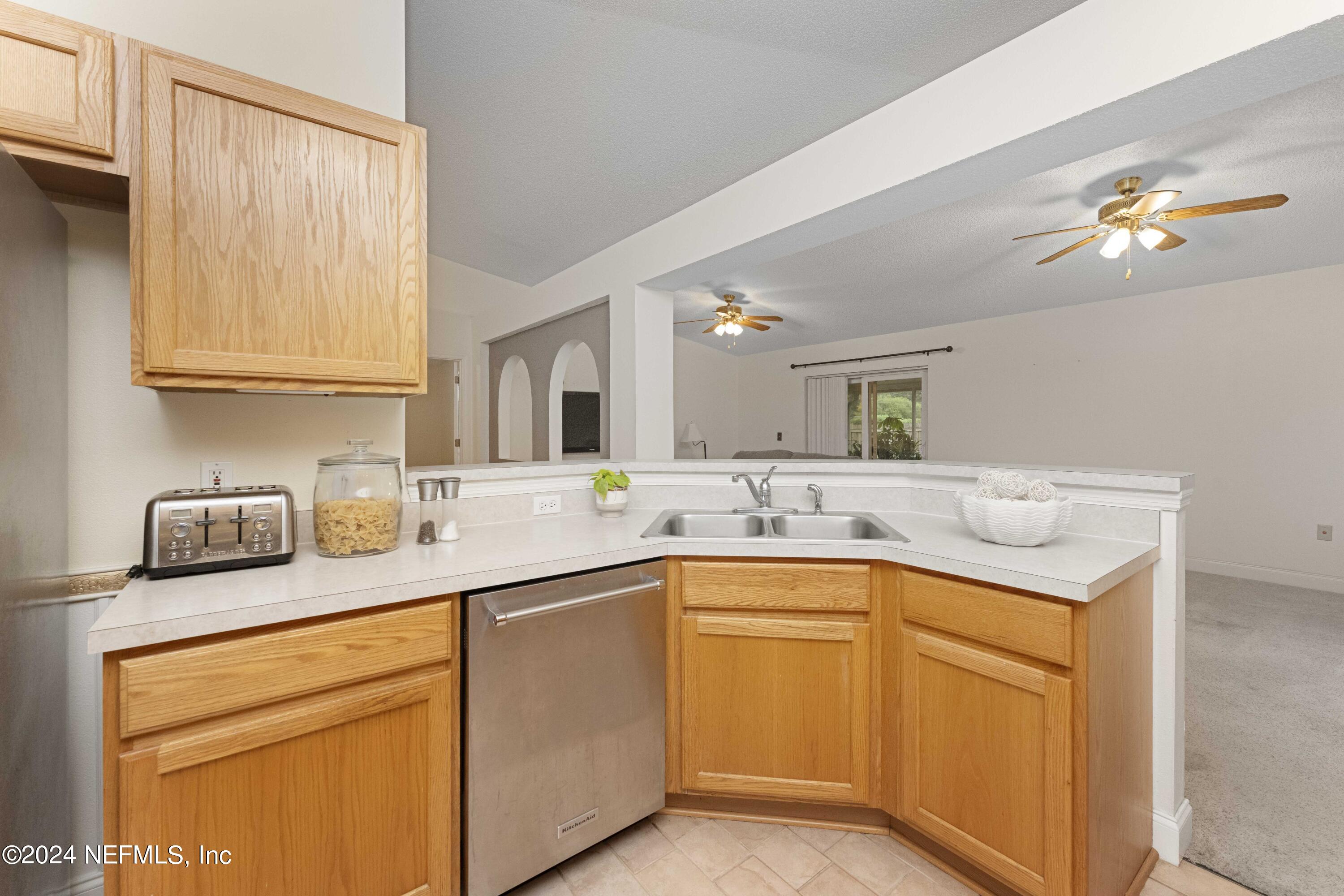 8826 SHINDLER CROSSING Drive