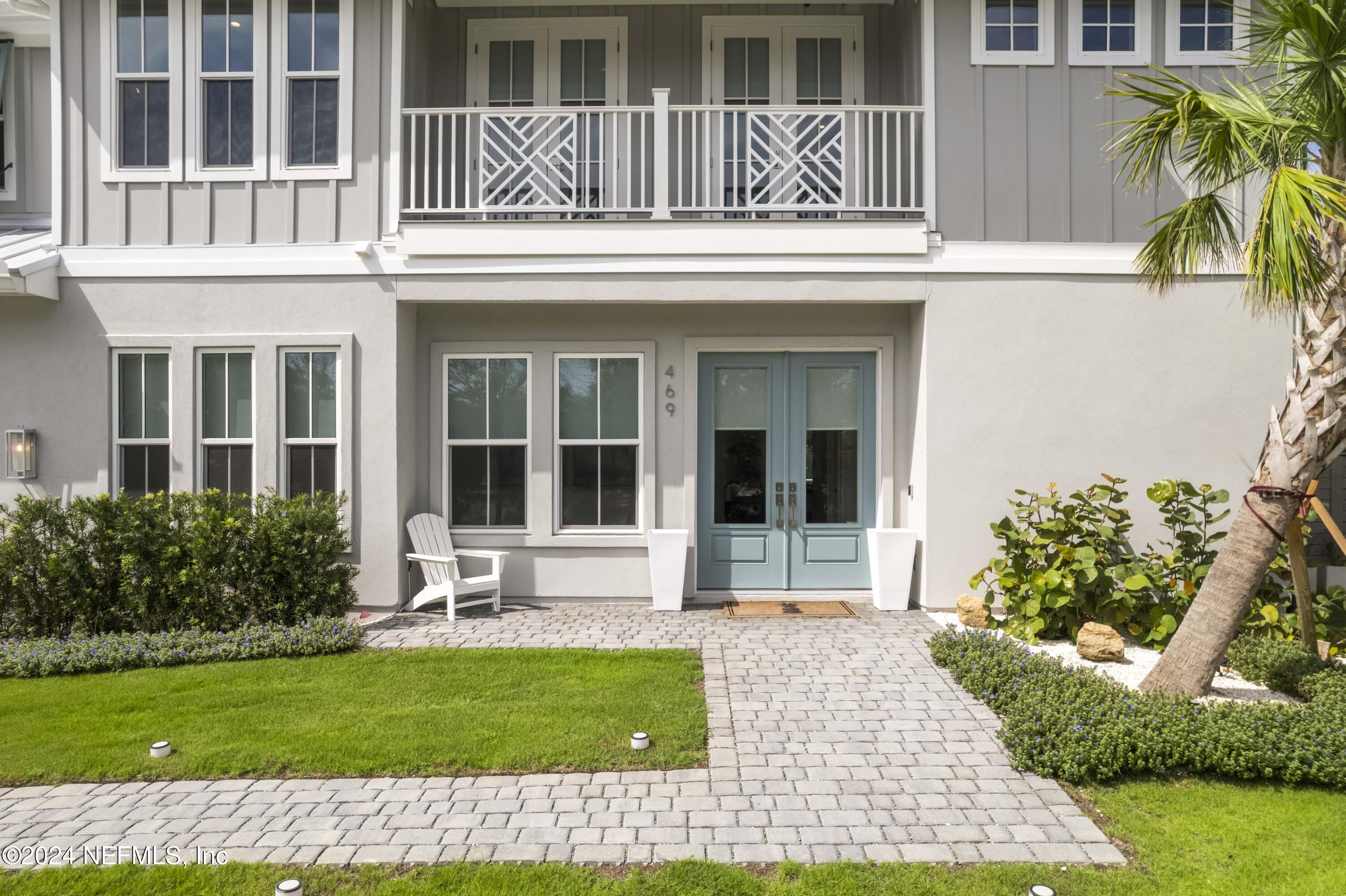 469 GOLF VIEW Circle