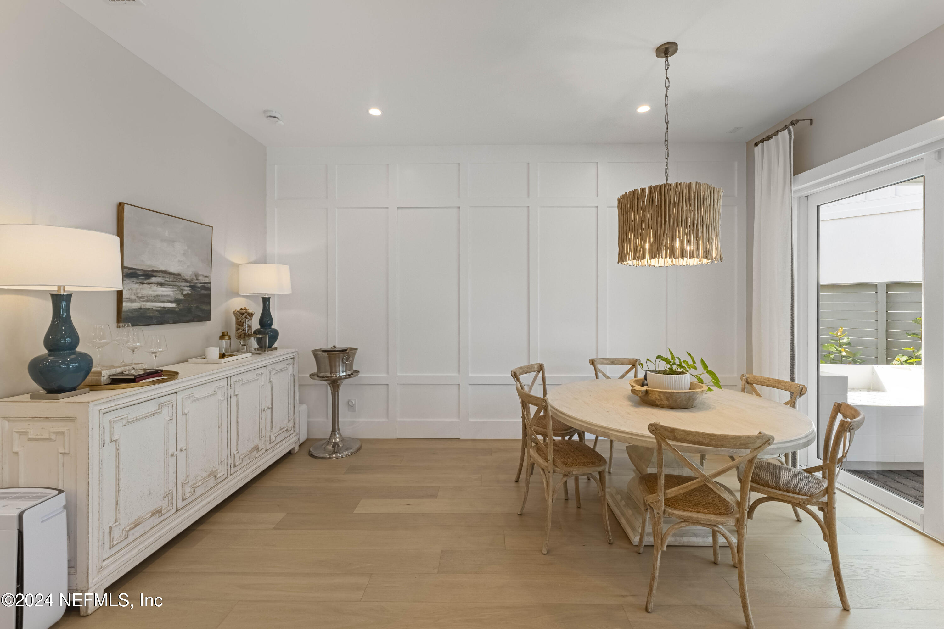 469 GOLF VIEW Circle