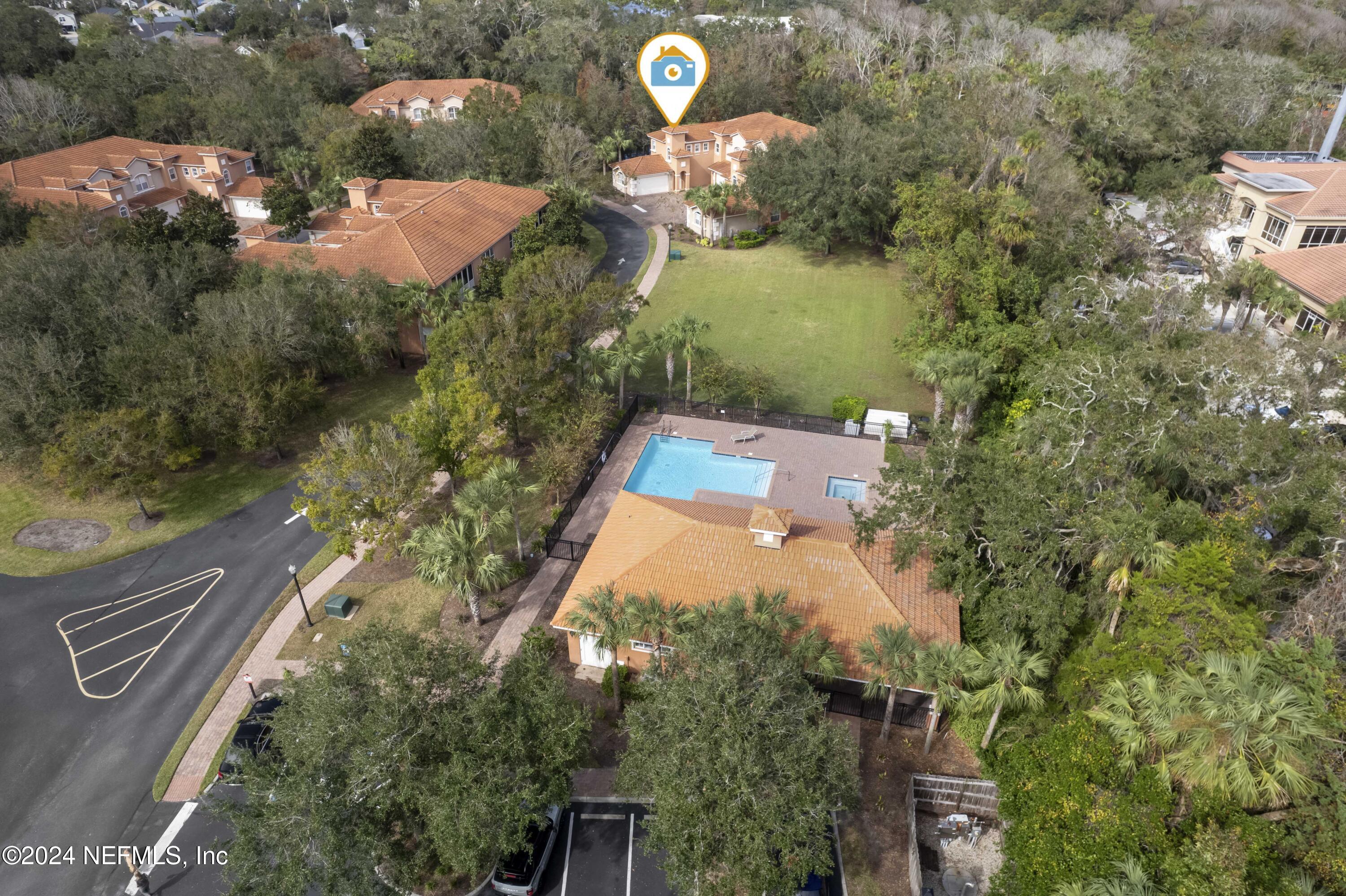 124 HIDDEN PALMS Lane, 201