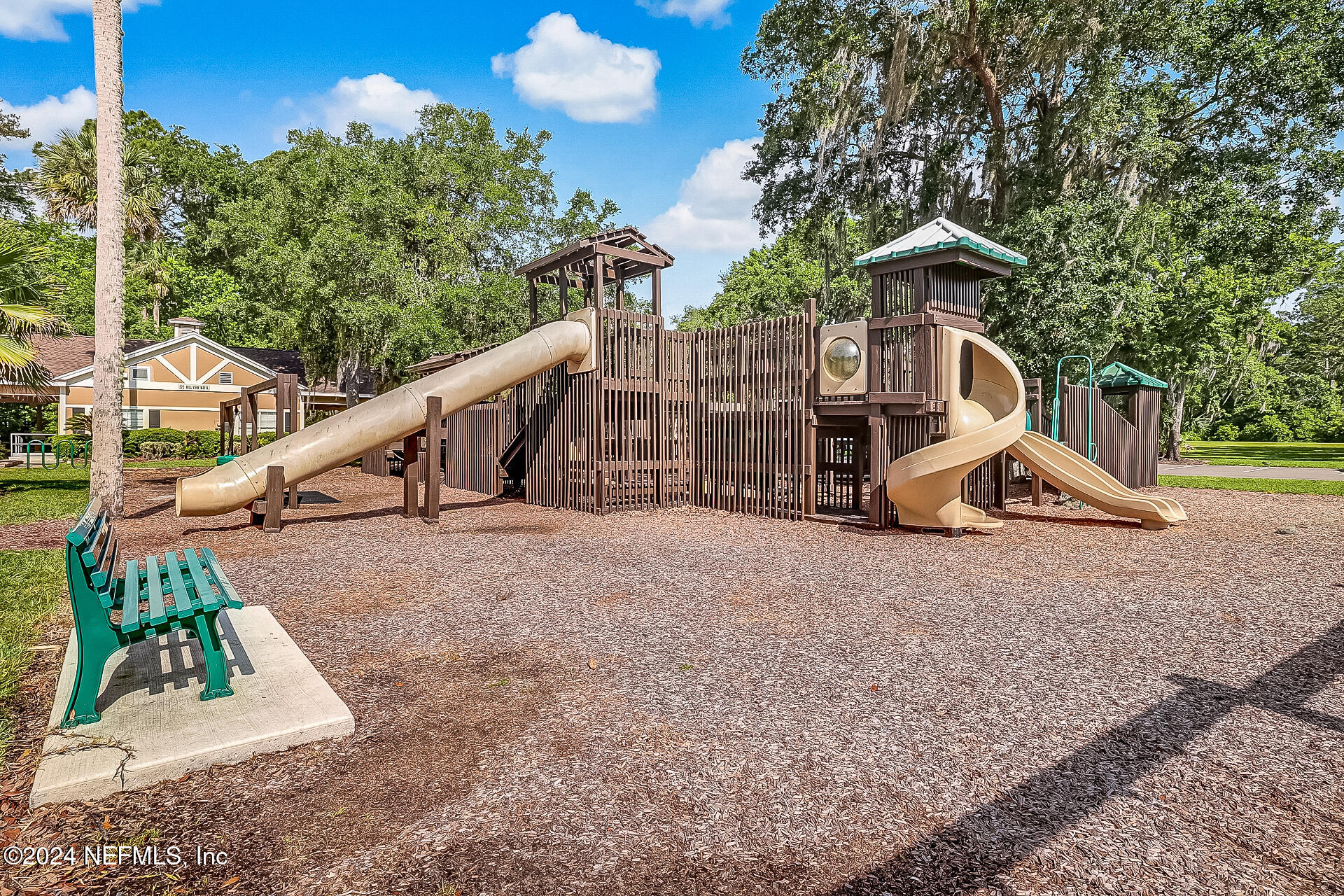 133 SAWMILL LAKES Boulevard