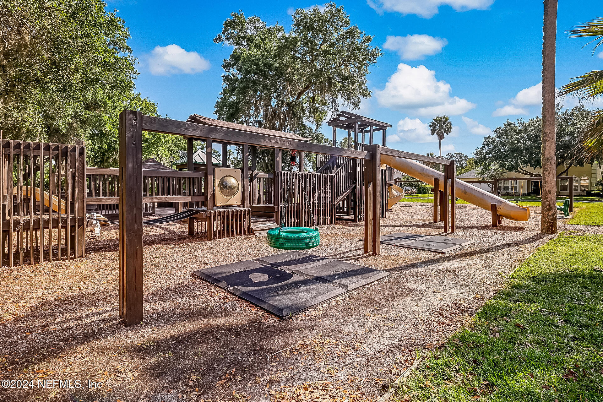 133 SAWMILL LAKES Boulevard