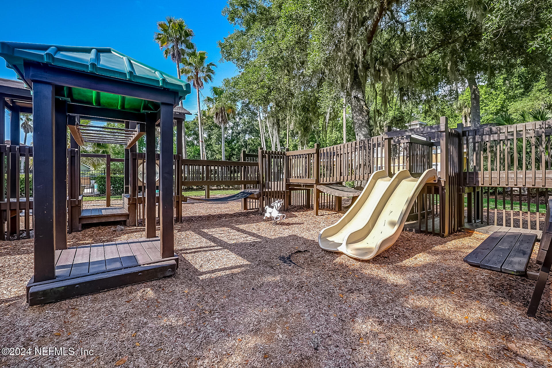 133 SAWMILL LAKES Boulevard