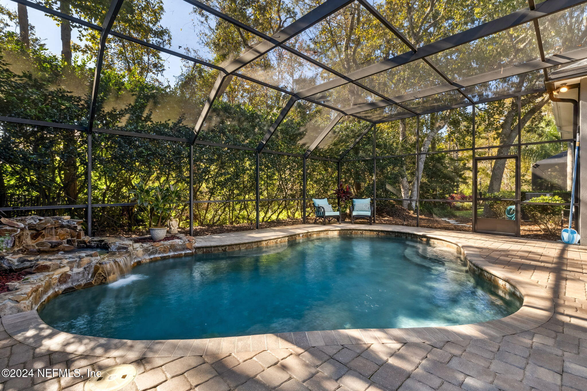 133 SAWMILL LAKES Boulevard