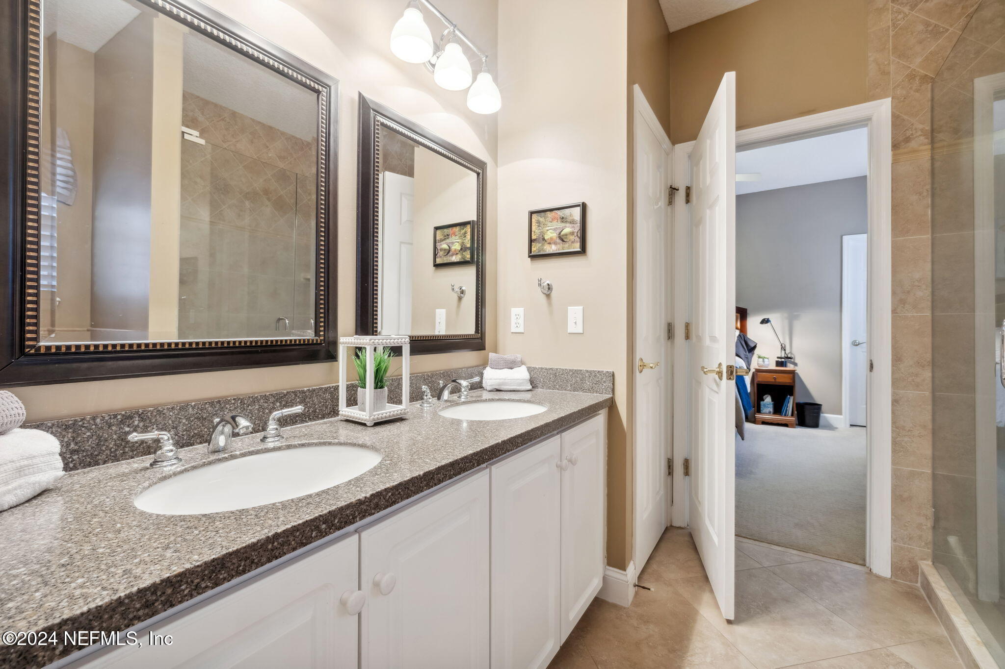133 SAWMILL LAKES Boulevard