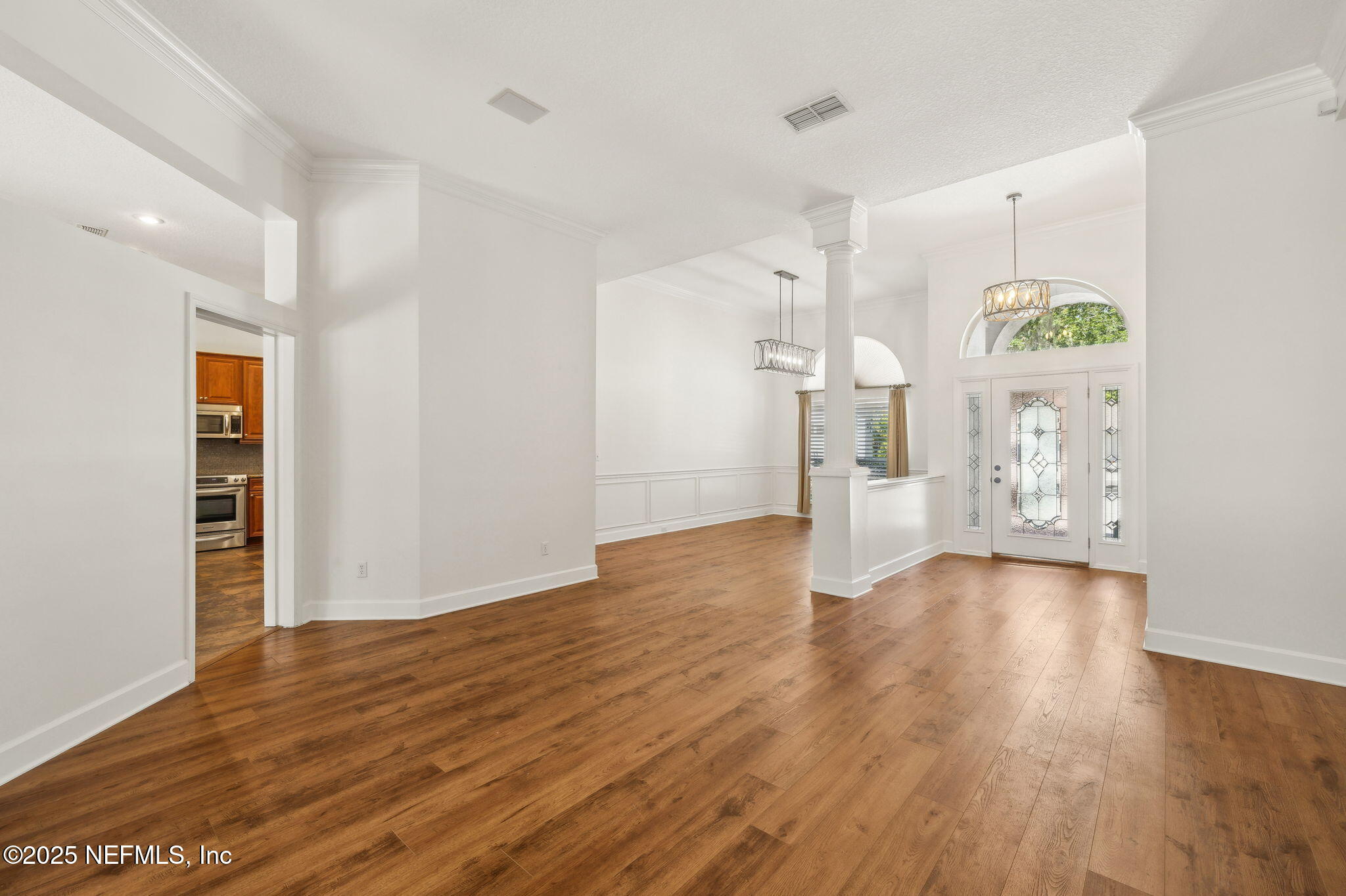 133 SAWMILL LAKES Boulevard