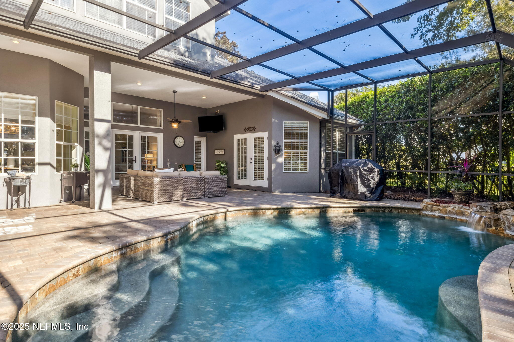 133 SAWMILL LAKES Boulevard