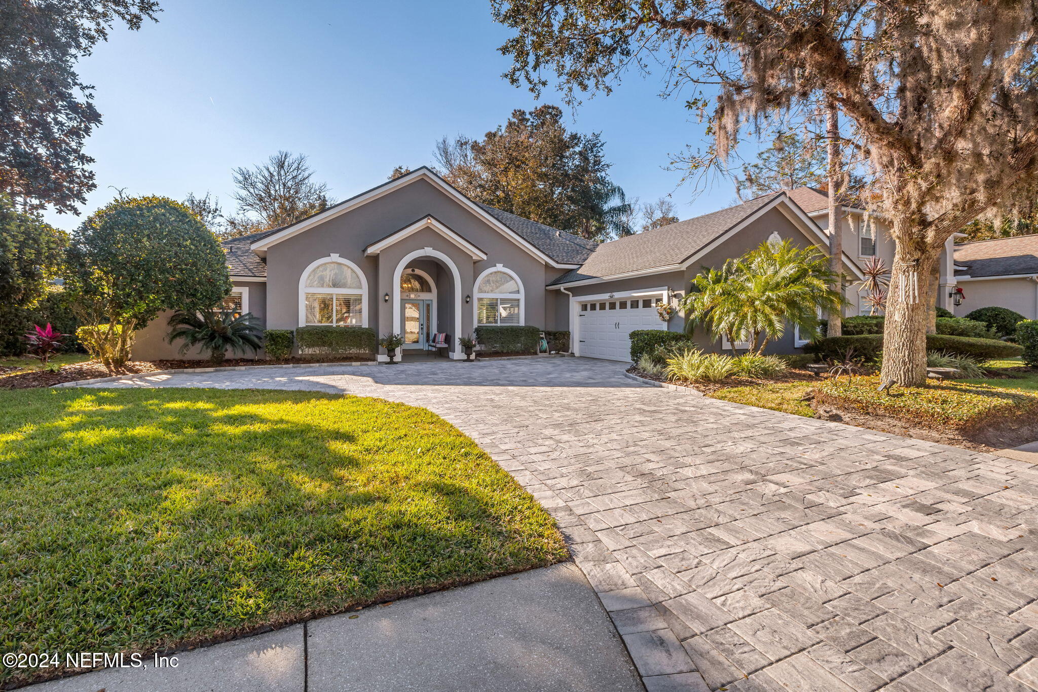 133 SAWMILL LAKES Boulevard