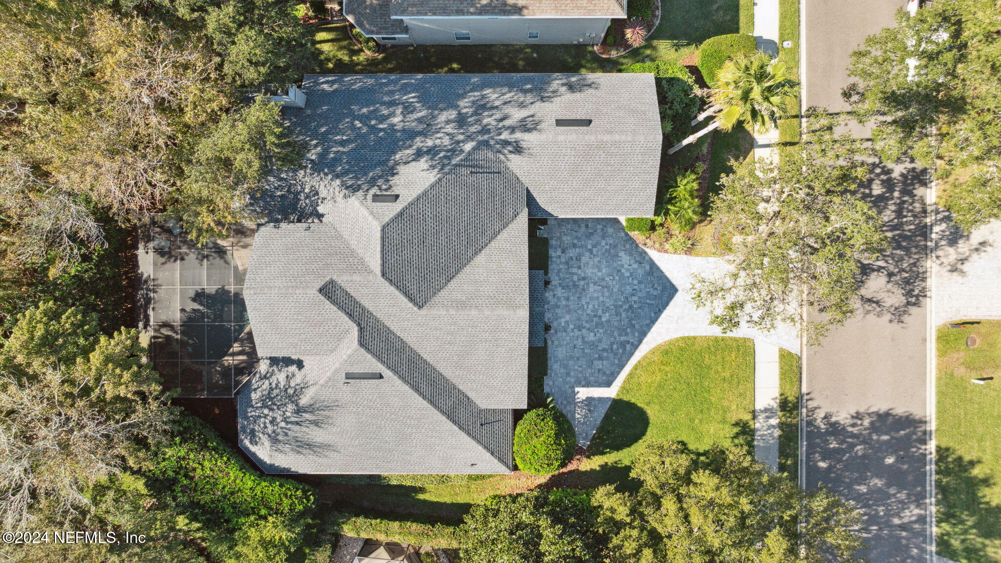 133 SAWMILL LAKES Boulevard