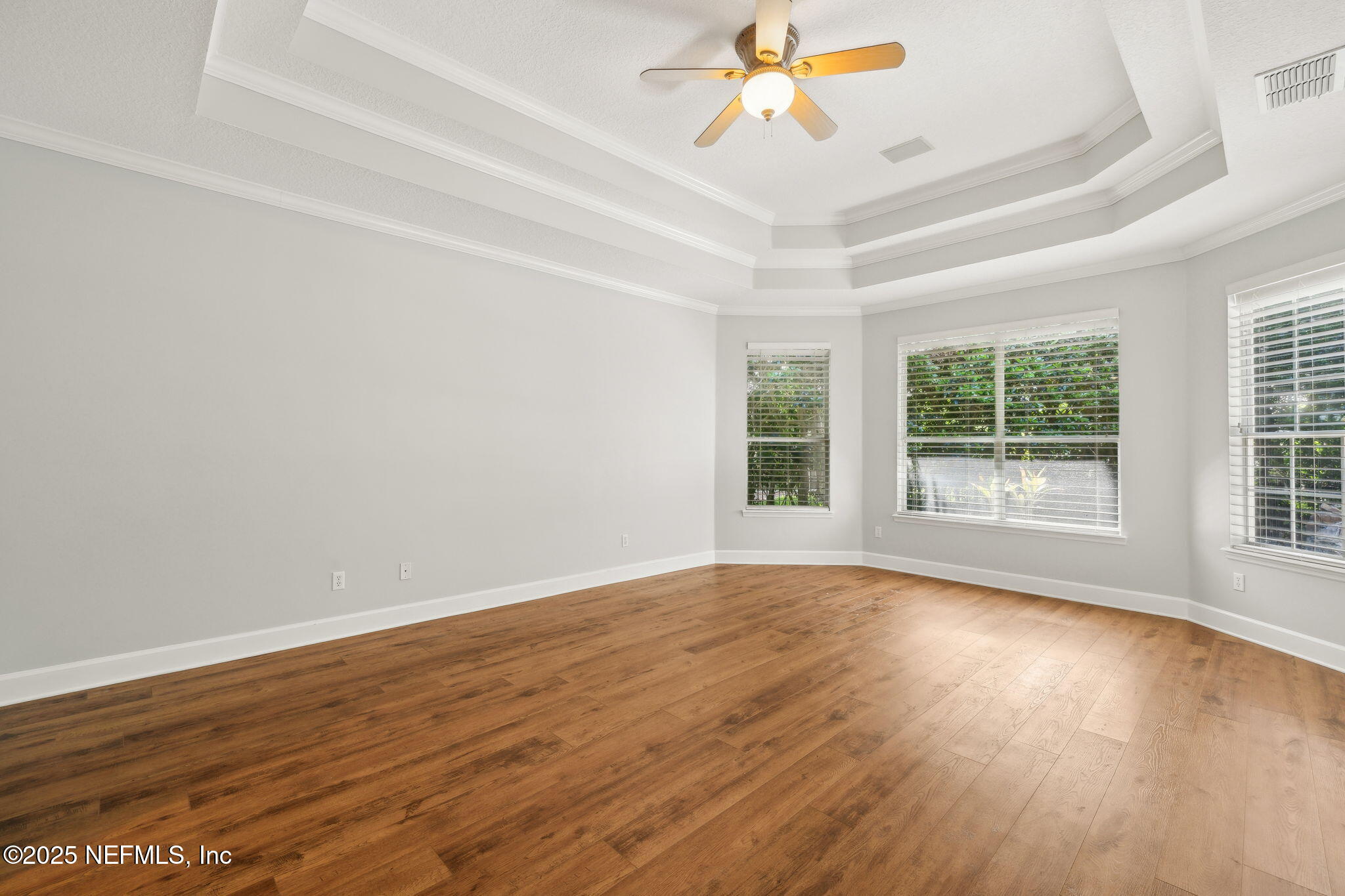 133 SAWMILL LAKES Boulevard