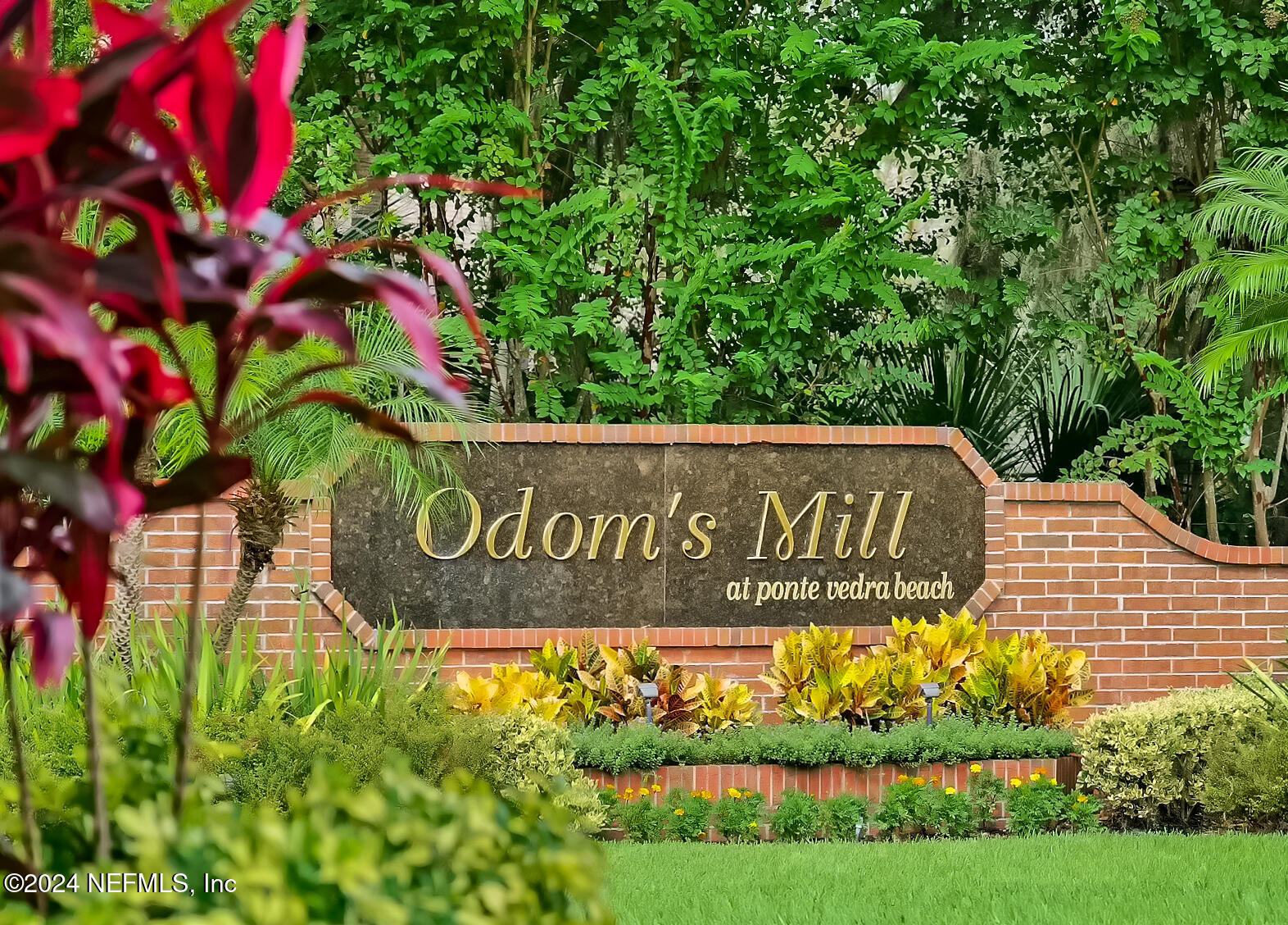 804 MILL STREAM Road