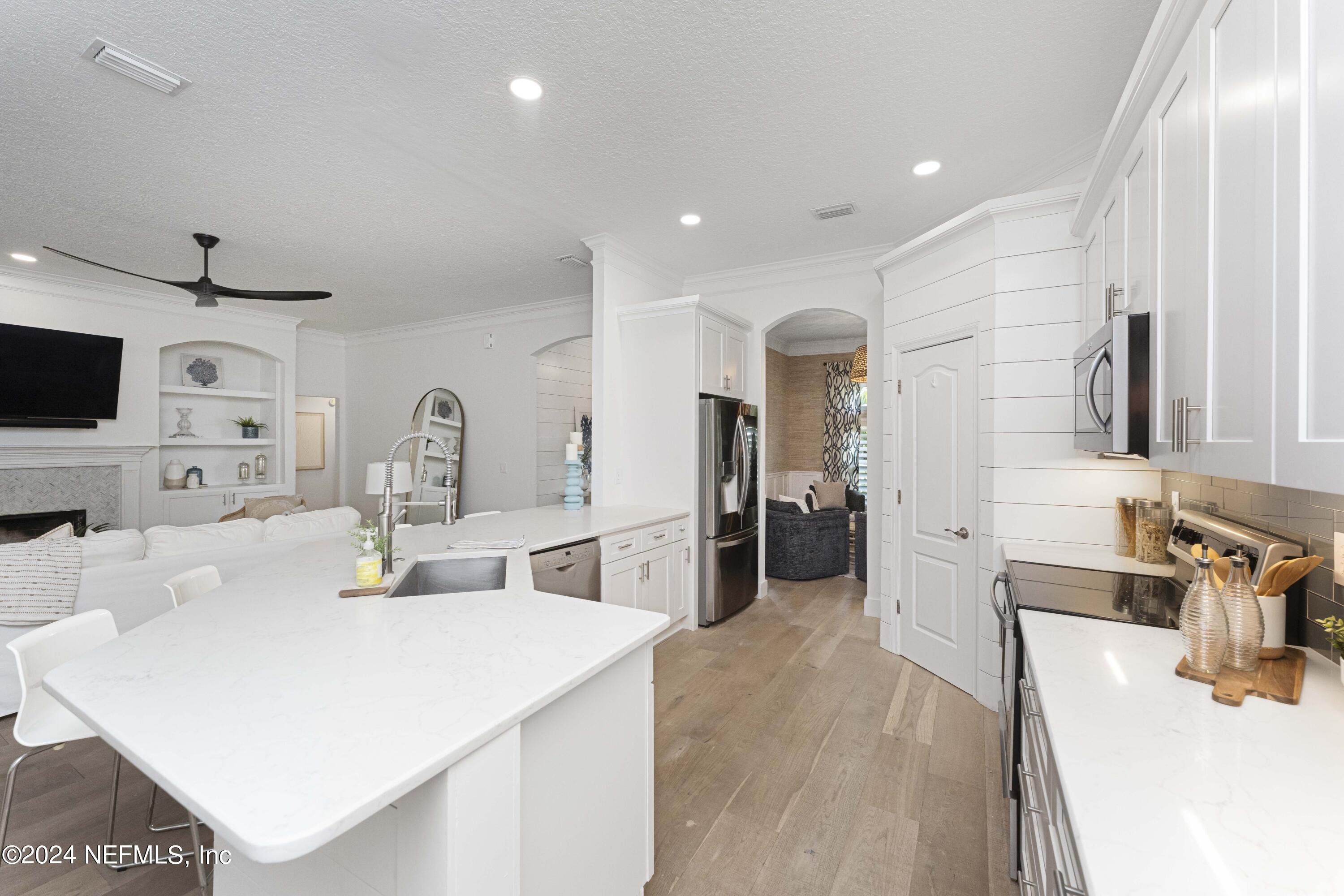 804 MILL STREAM Road