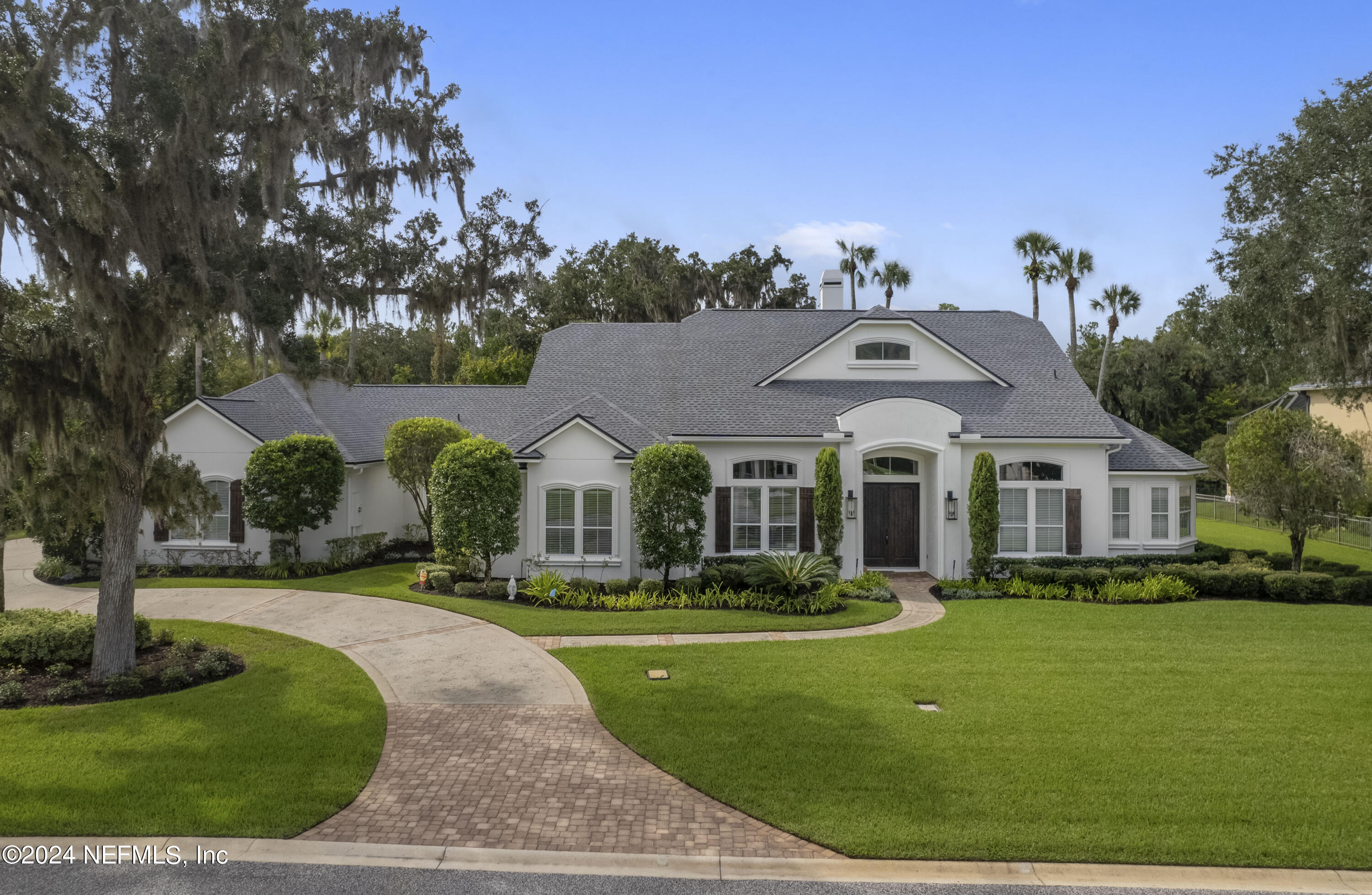 107 KING SAGO Court