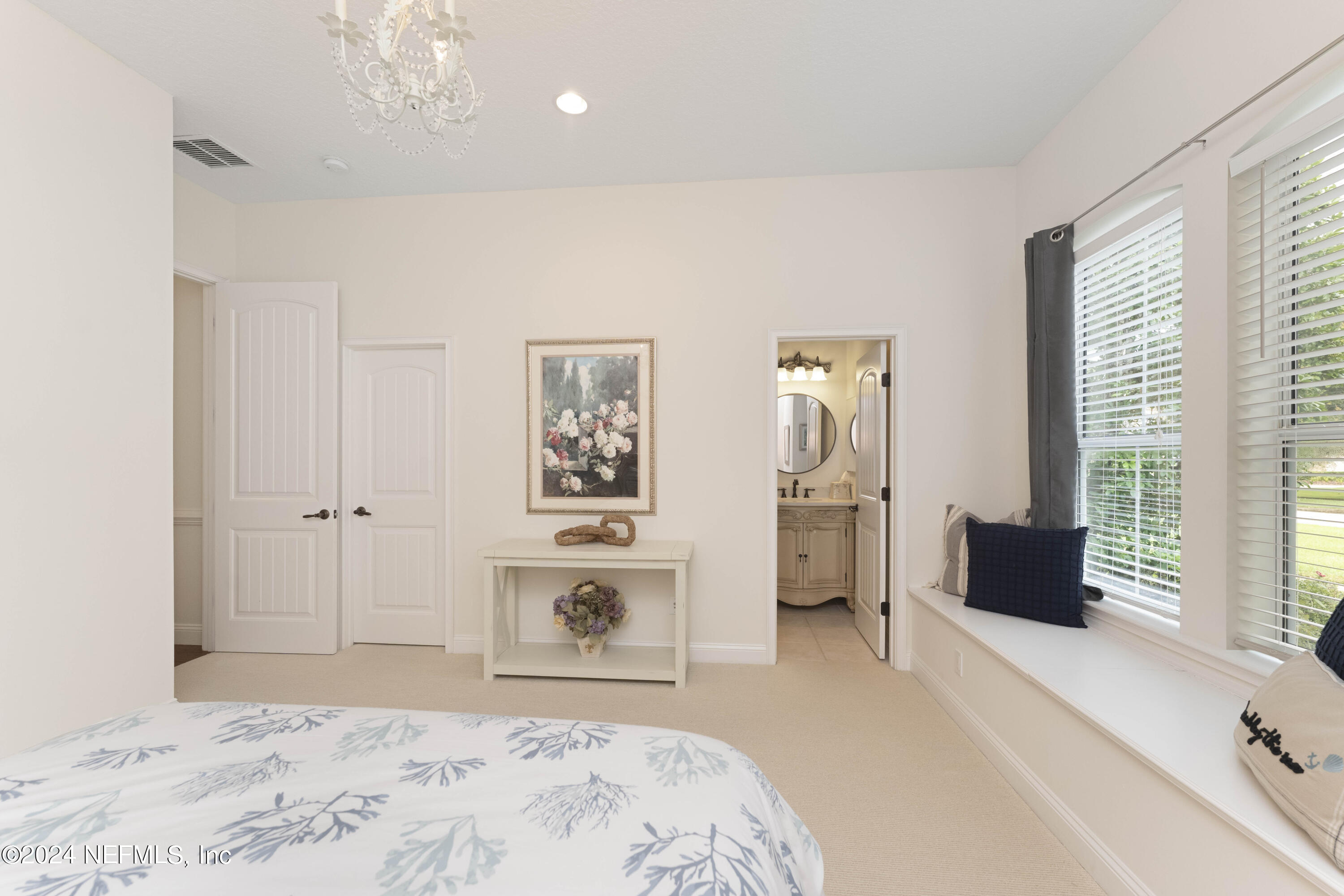 107 KING SAGO Court