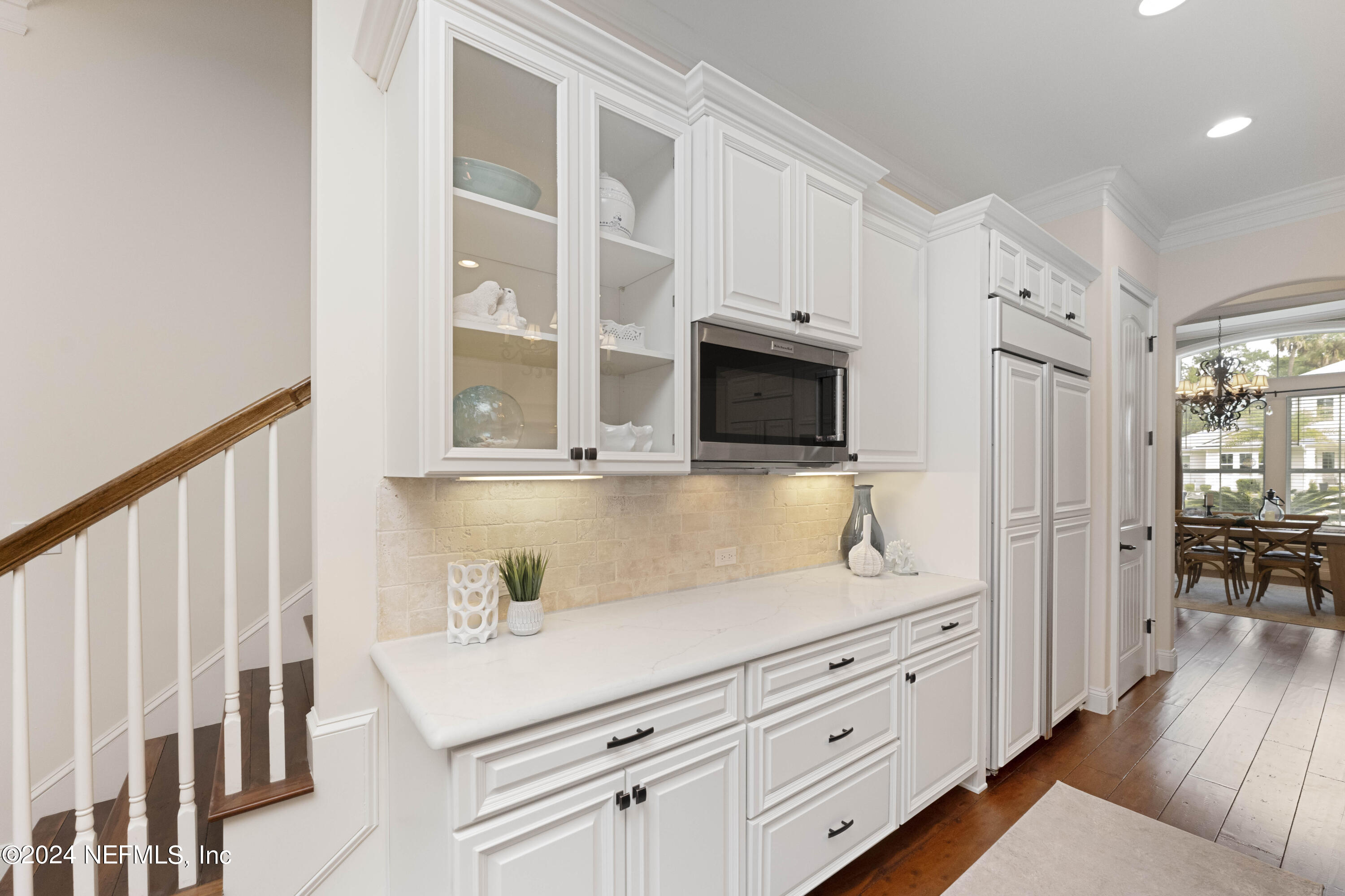 107 KING SAGO Court