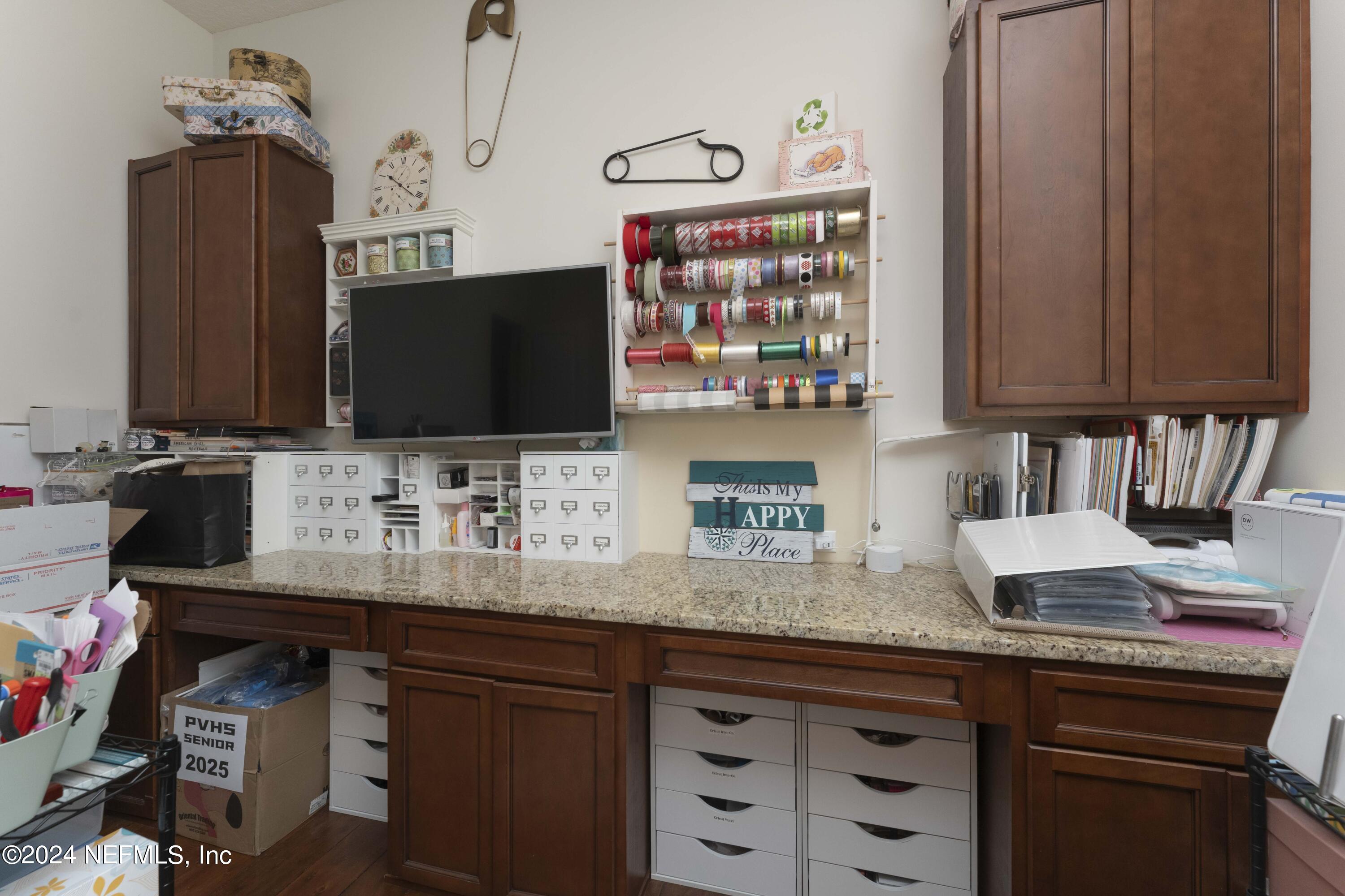 107 KING SAGO Court