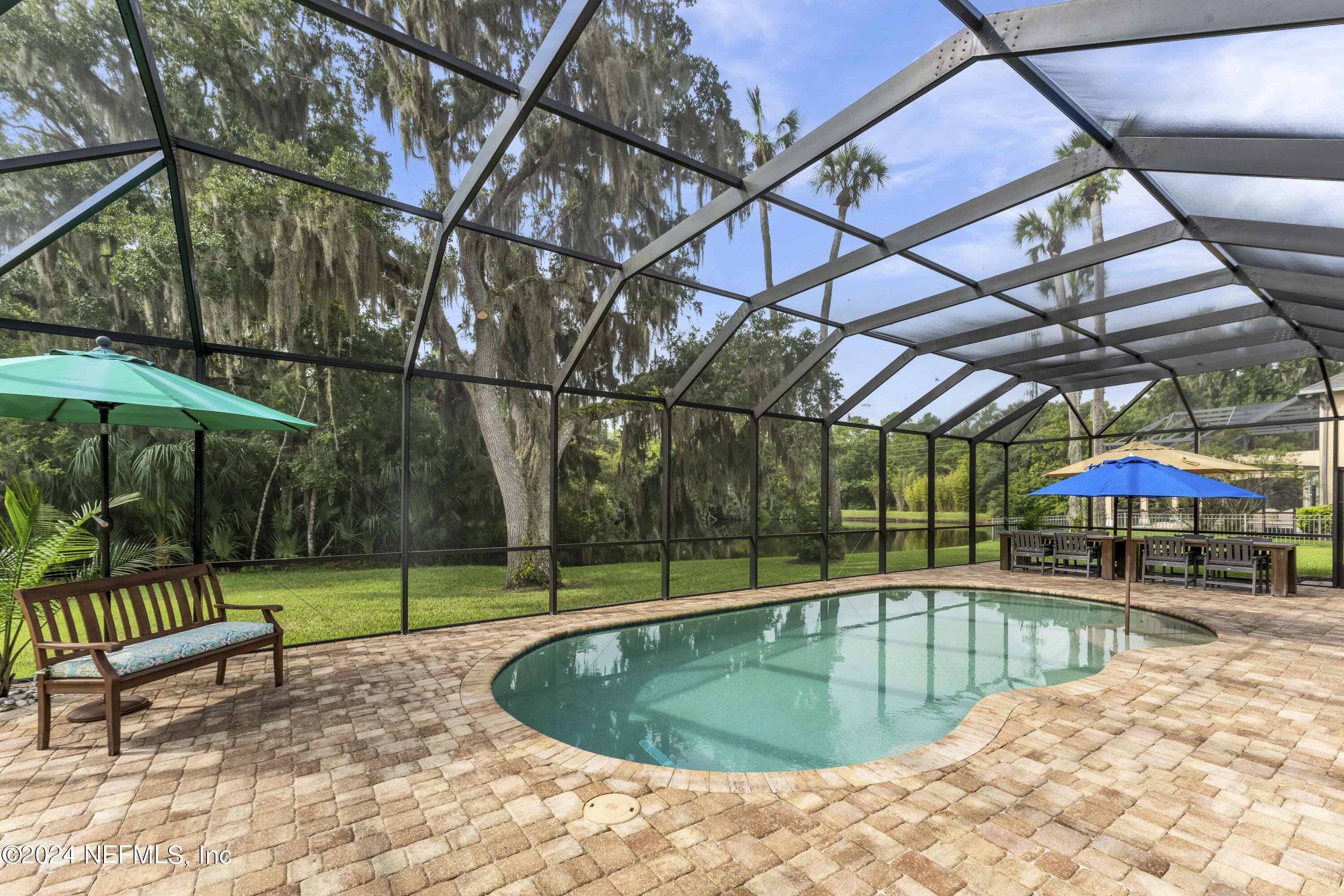 107 KING SAGO Court