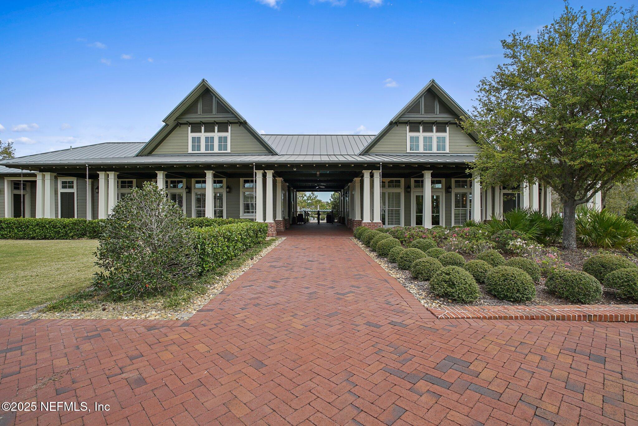 314 CHANDLER Drive, St. Johns