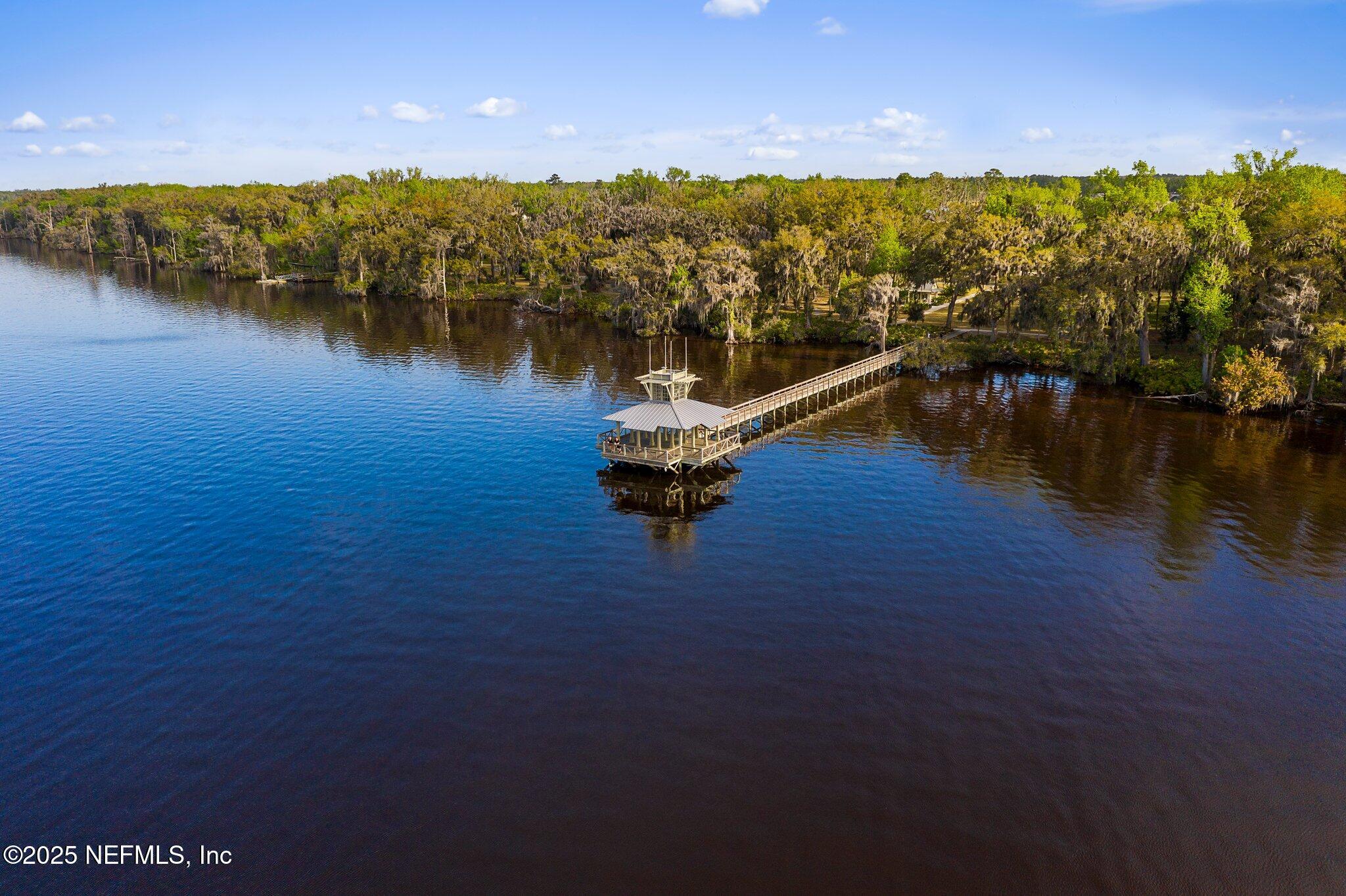 314 CHANDLER Drive, St. Johns