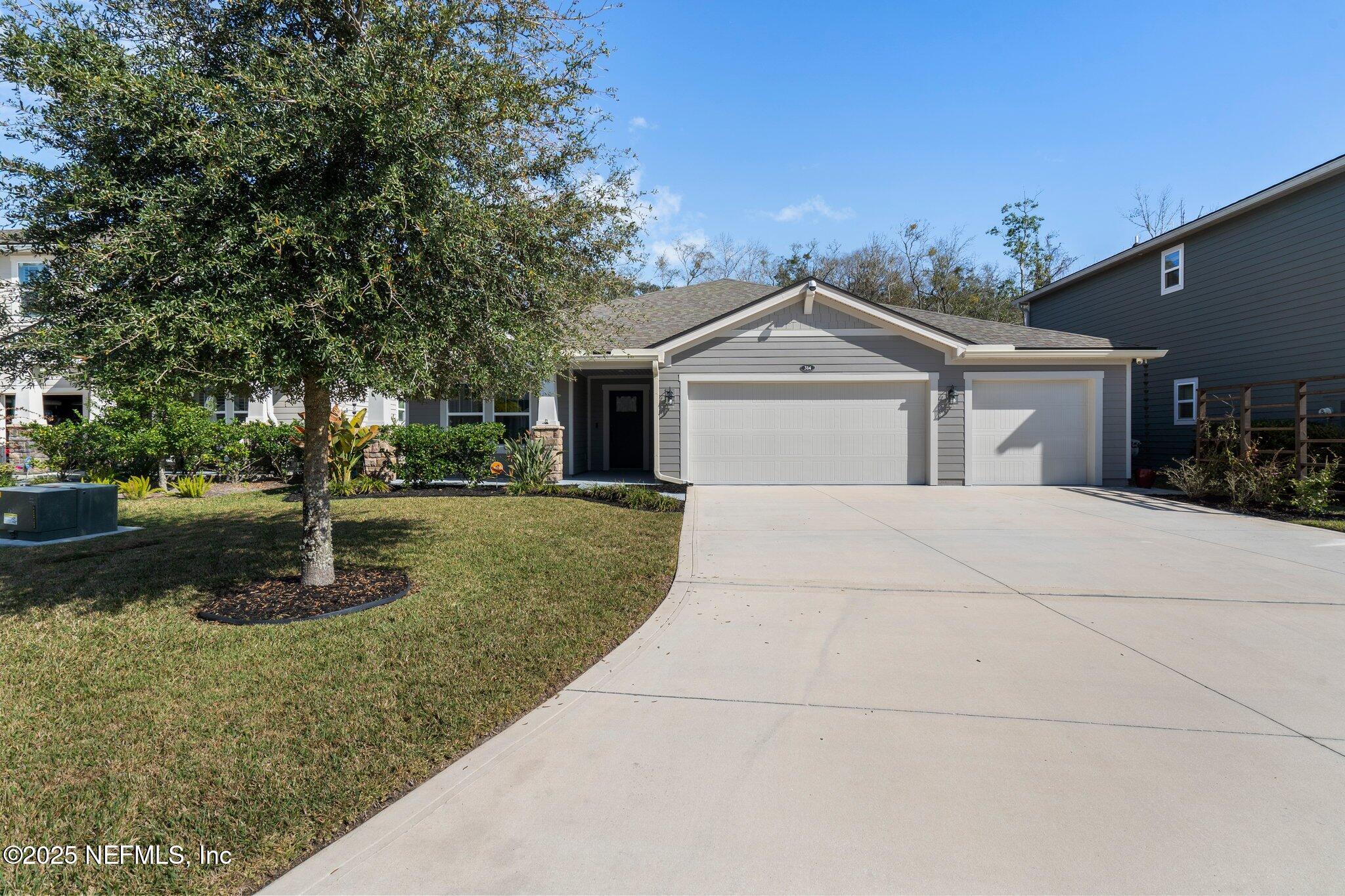 314 CHANDLER Drive, St. Johns