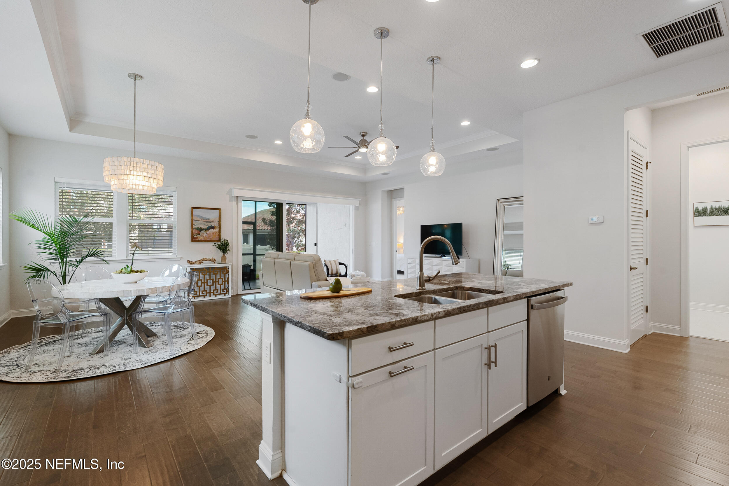 41 RIALTO Drive