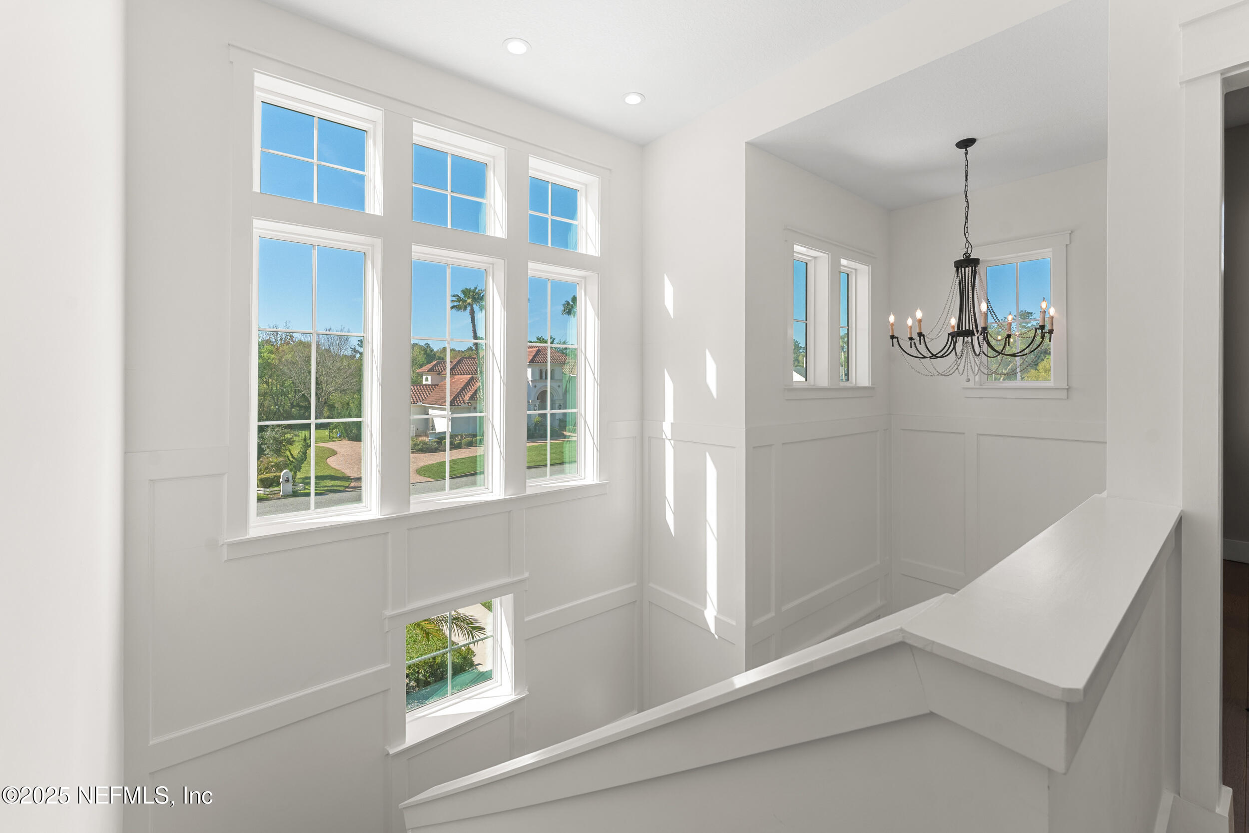 116 KING SAGO Court