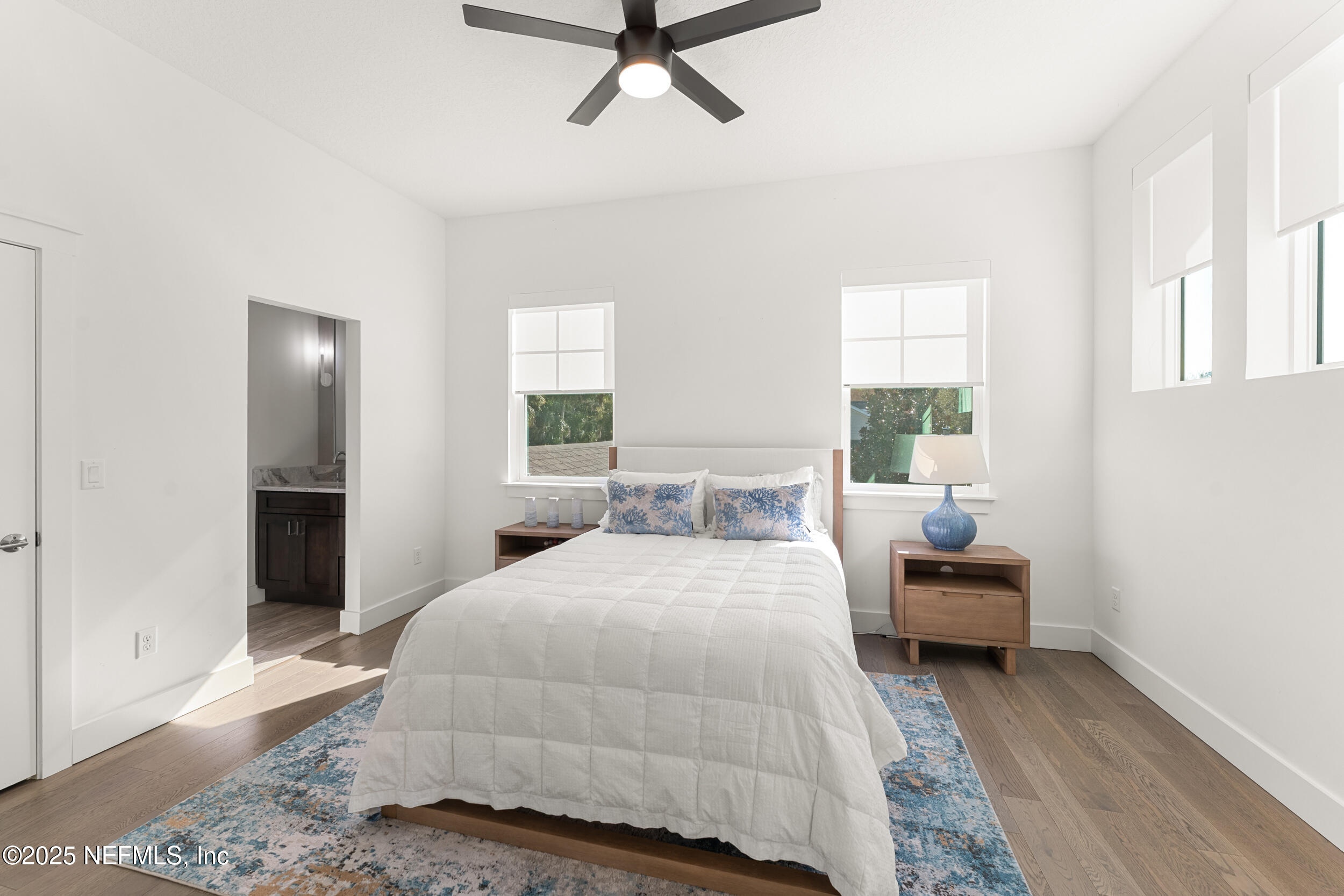 116 KING SAGO Court