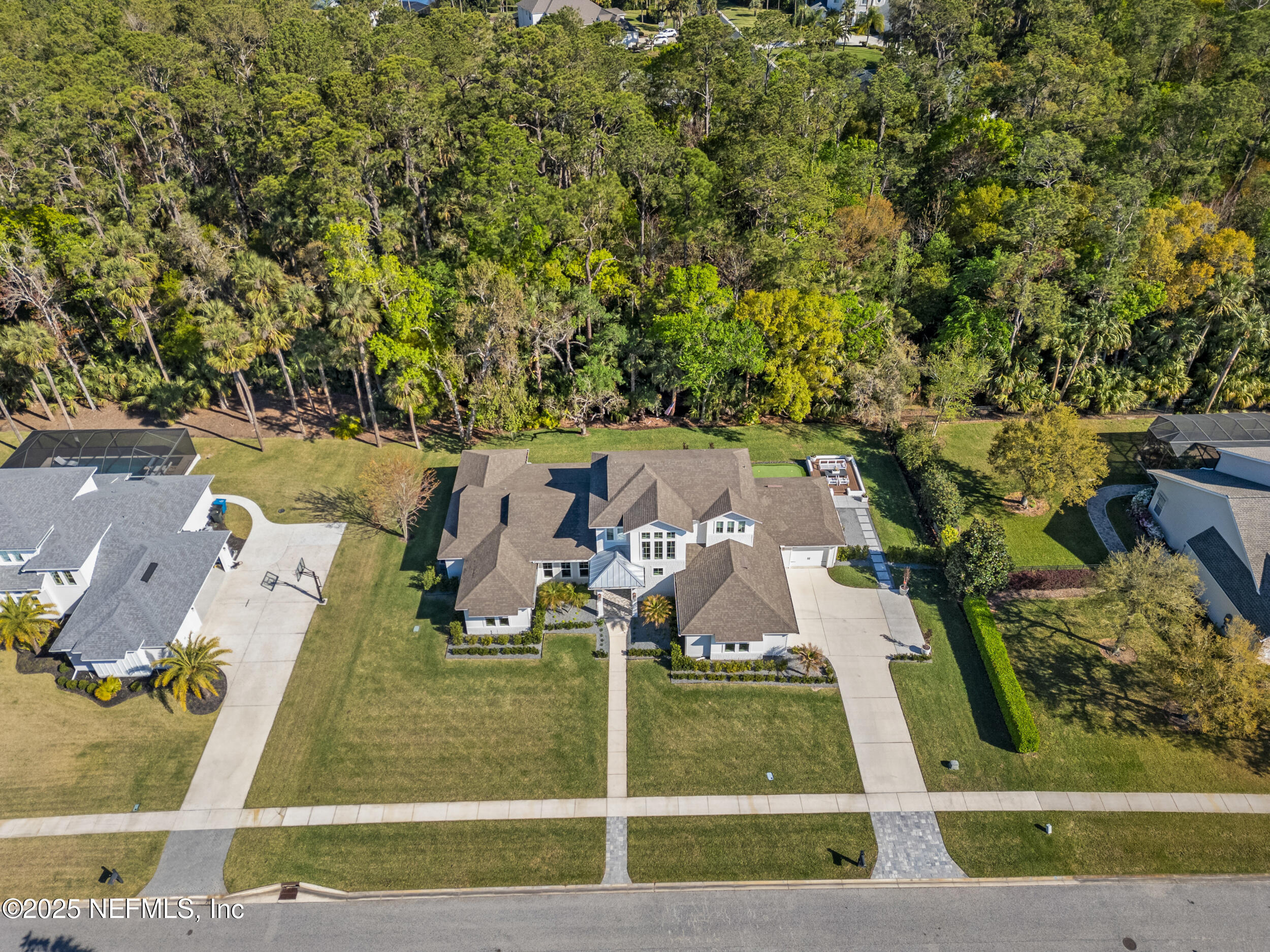116 KING SAGO Court