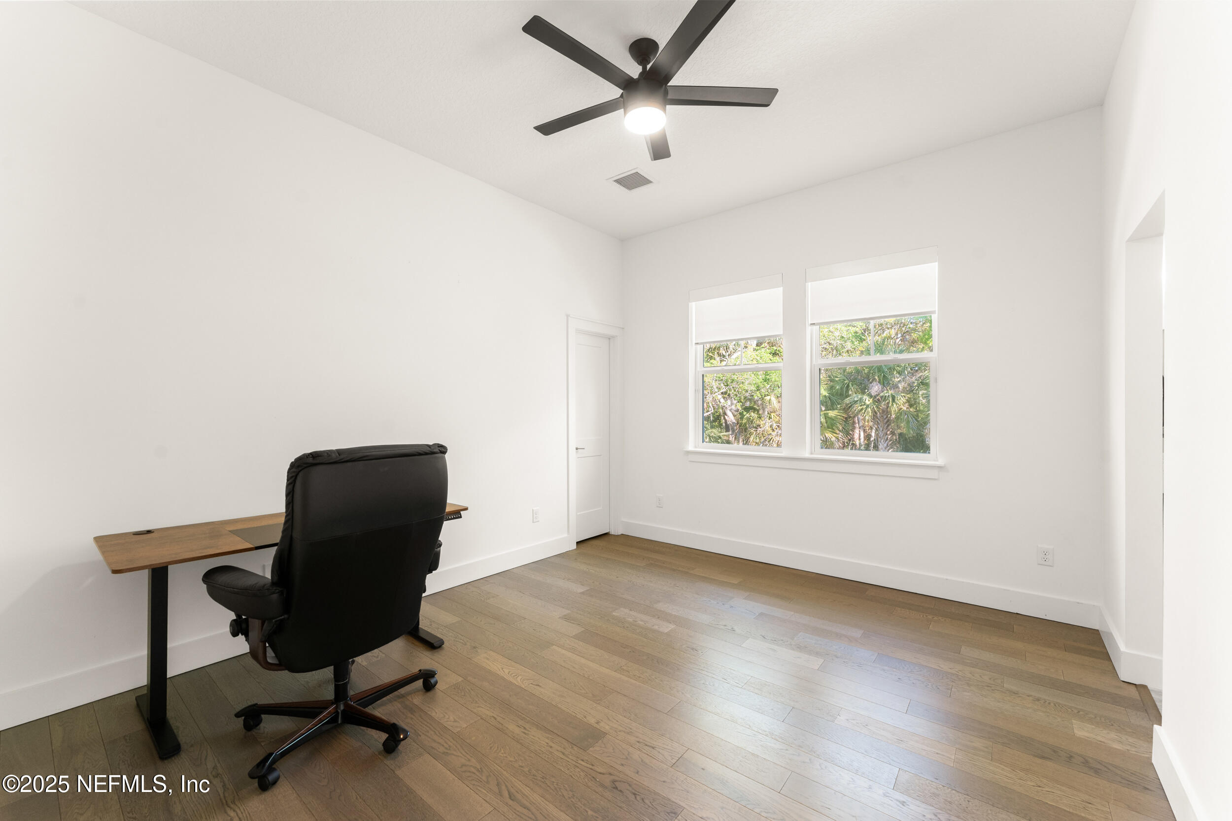 116 KING SAGO Court