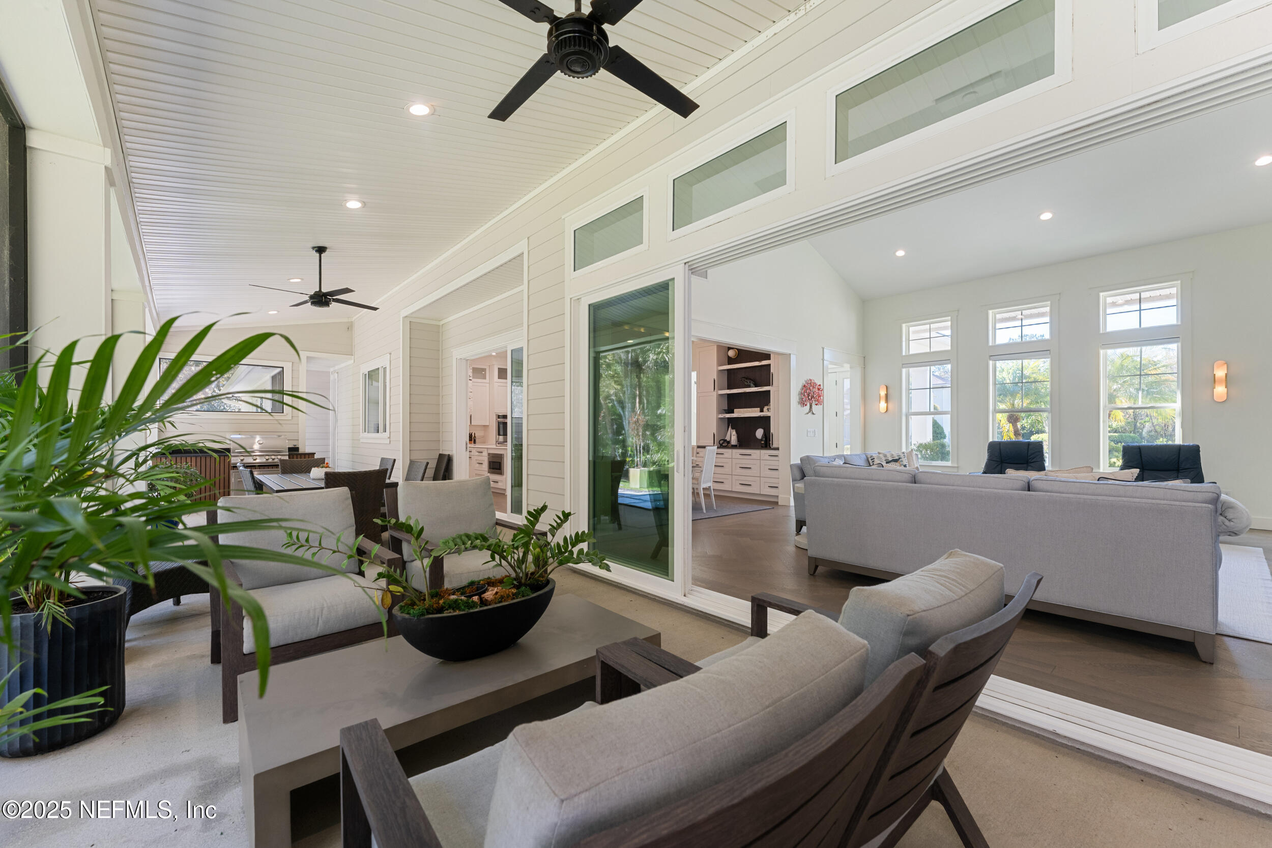 116 KING SAGO Court