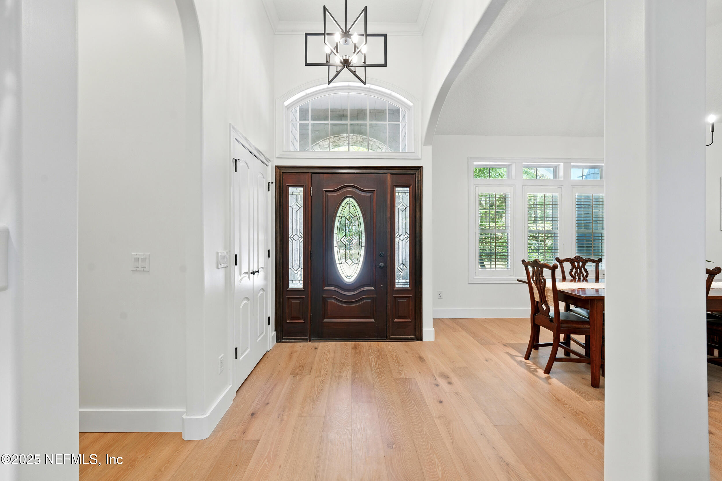 204 S WILDERNESS Trail